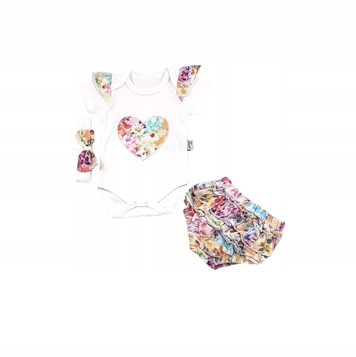 

Komplet 74 Body Krótki Rękaw Spodenki Opaska 6m+