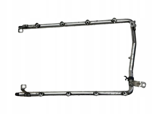 PORSCHE CAYENNE Rampe injection 94811011302 9827627