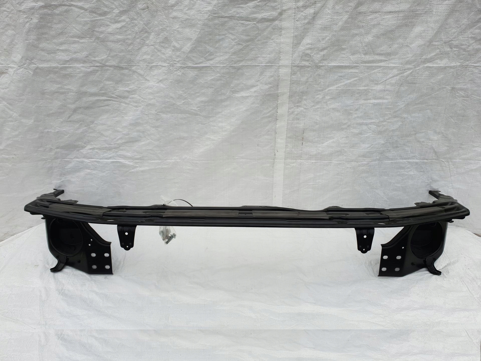 TOYOTA LAND CRUISER GRJ79 J70 LIFT 2007-> PAS PRZEDNI WZMOCNIENIE PRZÓD