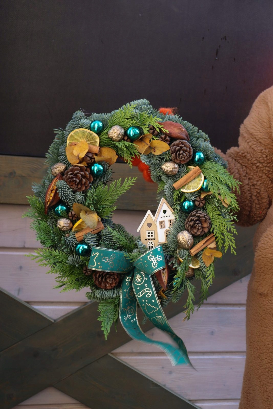 Vianočný veniec z prírodnej jedle Nobilis, veniec 40 cm, Vianoce