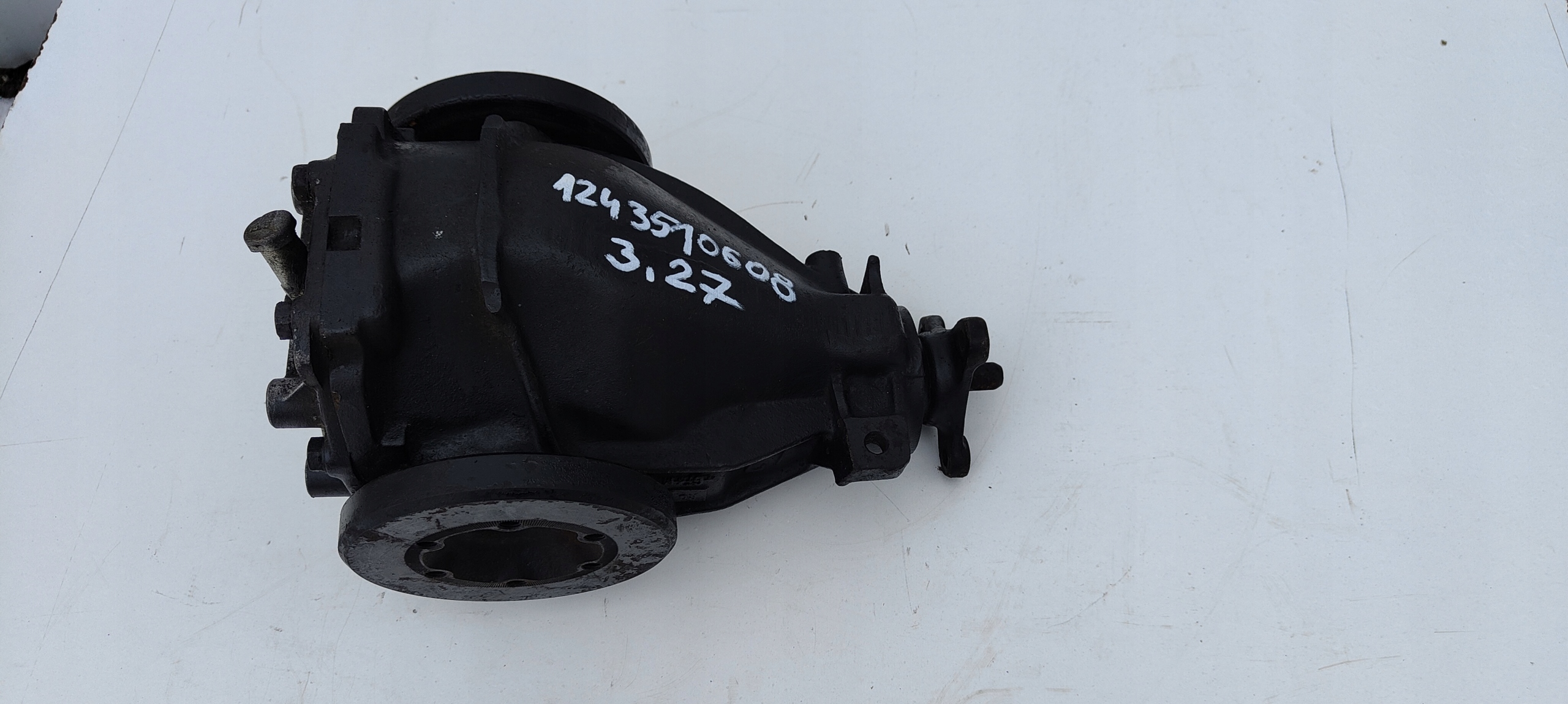 1243510608 МІСТ ЗАДНІЙ 3.27 MERCEDES W124