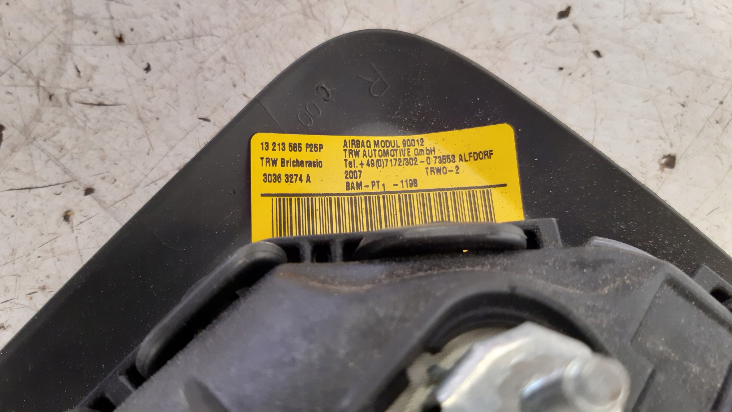 Airbag SITZ rechts 13213585 Opel Corsa D