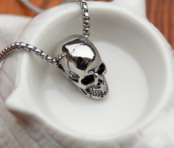 Wisiorek Srebrna Czaszka Łańcuszek punk Stal 316L Rodzaj Wyrób jubilerski