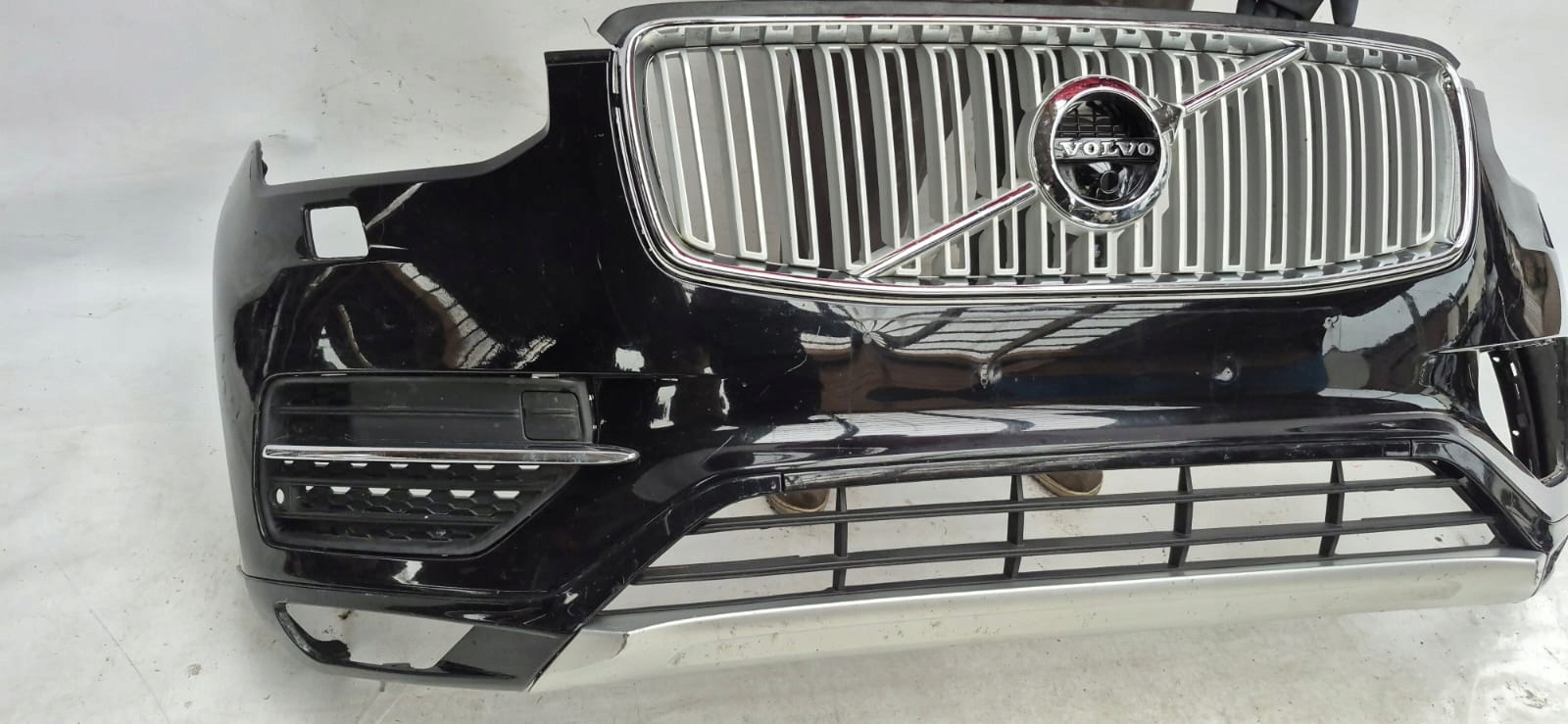 VOLVO XC90 II 15- bumper front front grill SPR 31690641