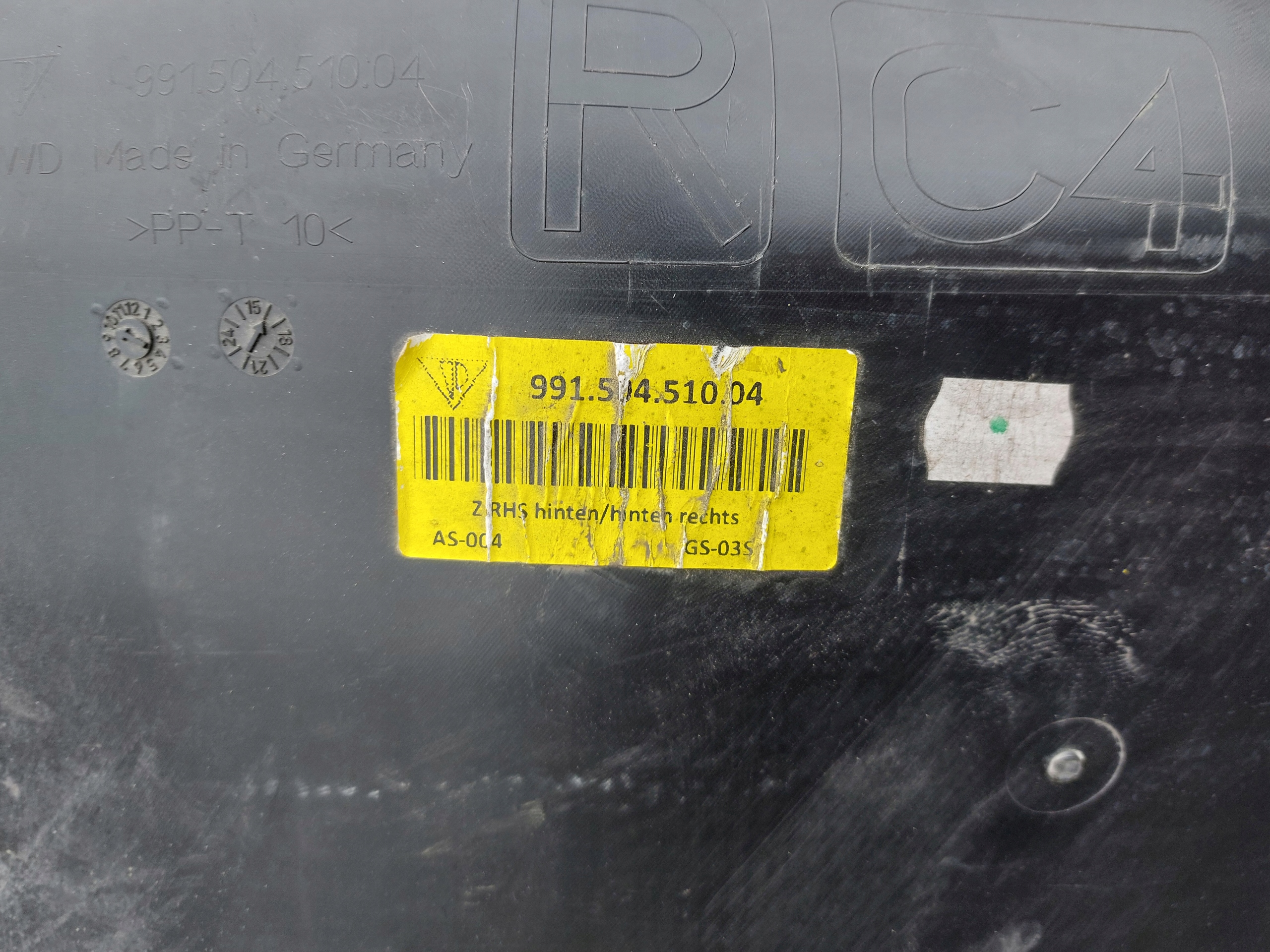 Porsche 911 991 mudguard right rear part 991504510