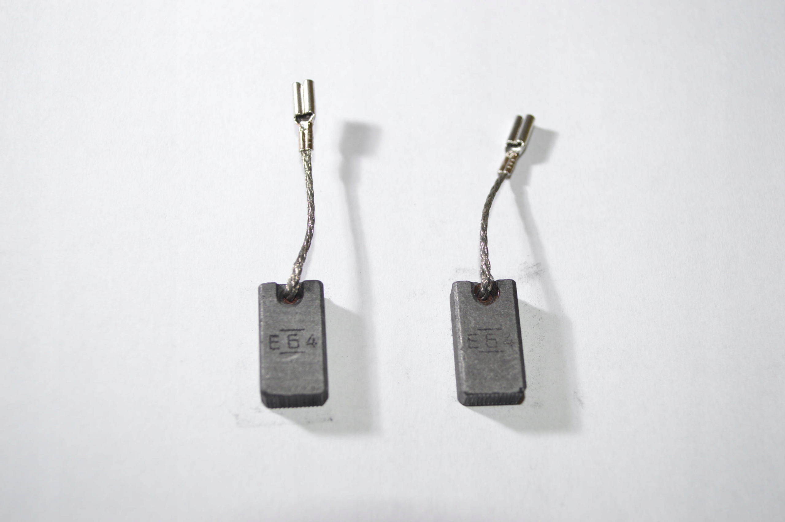 

Szczotki Węglowe BOSCH1607000V37 Szlifierka Gws 15