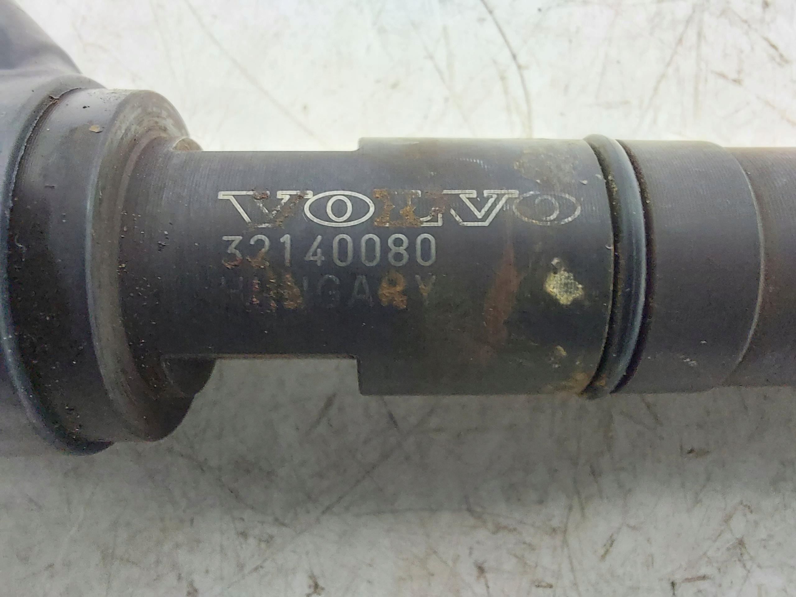 VOLVO XC90 II B5 2.0 TD injector 32140080