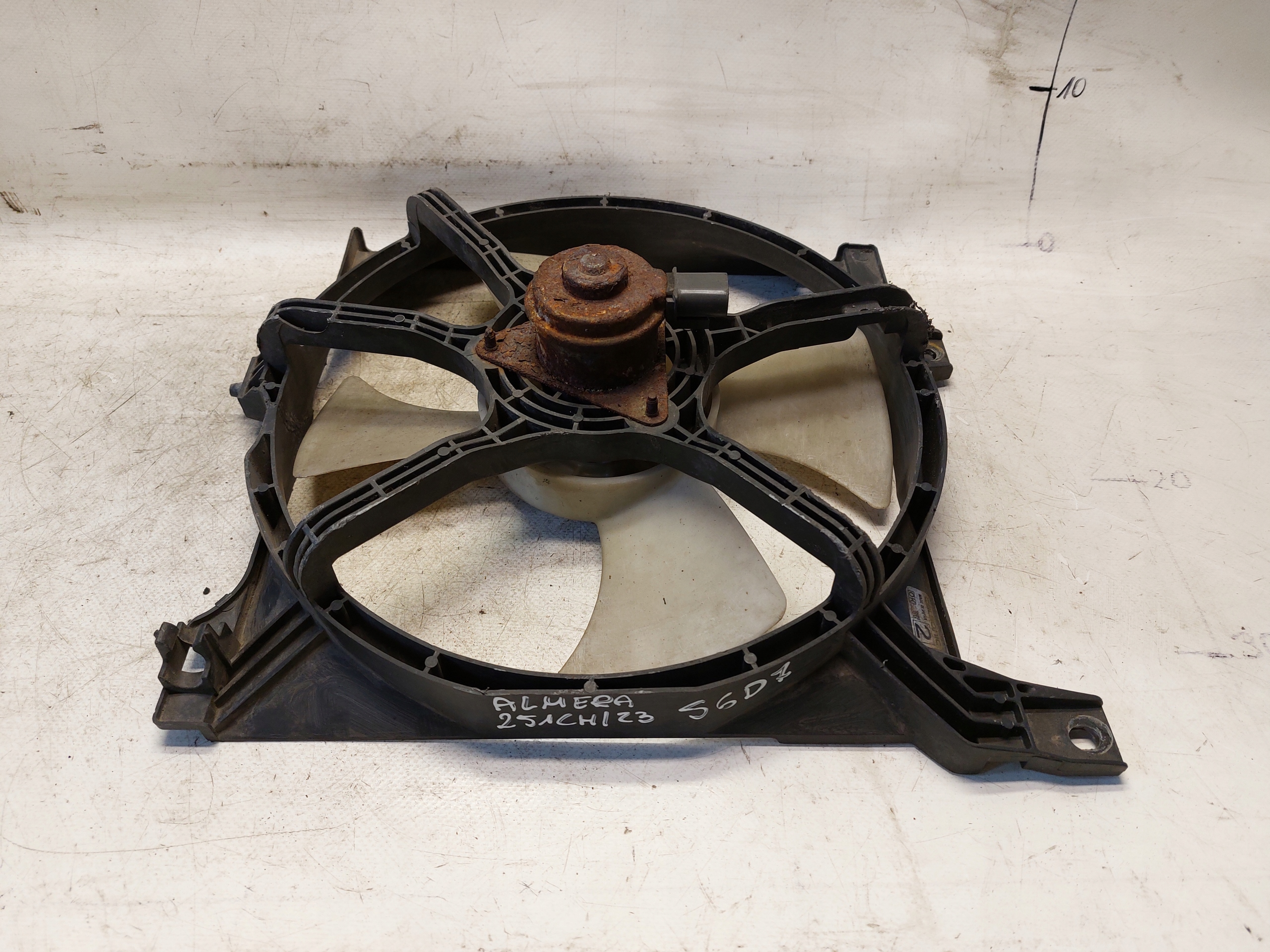 ventilátor chladiče NISSAN ALMERA N15