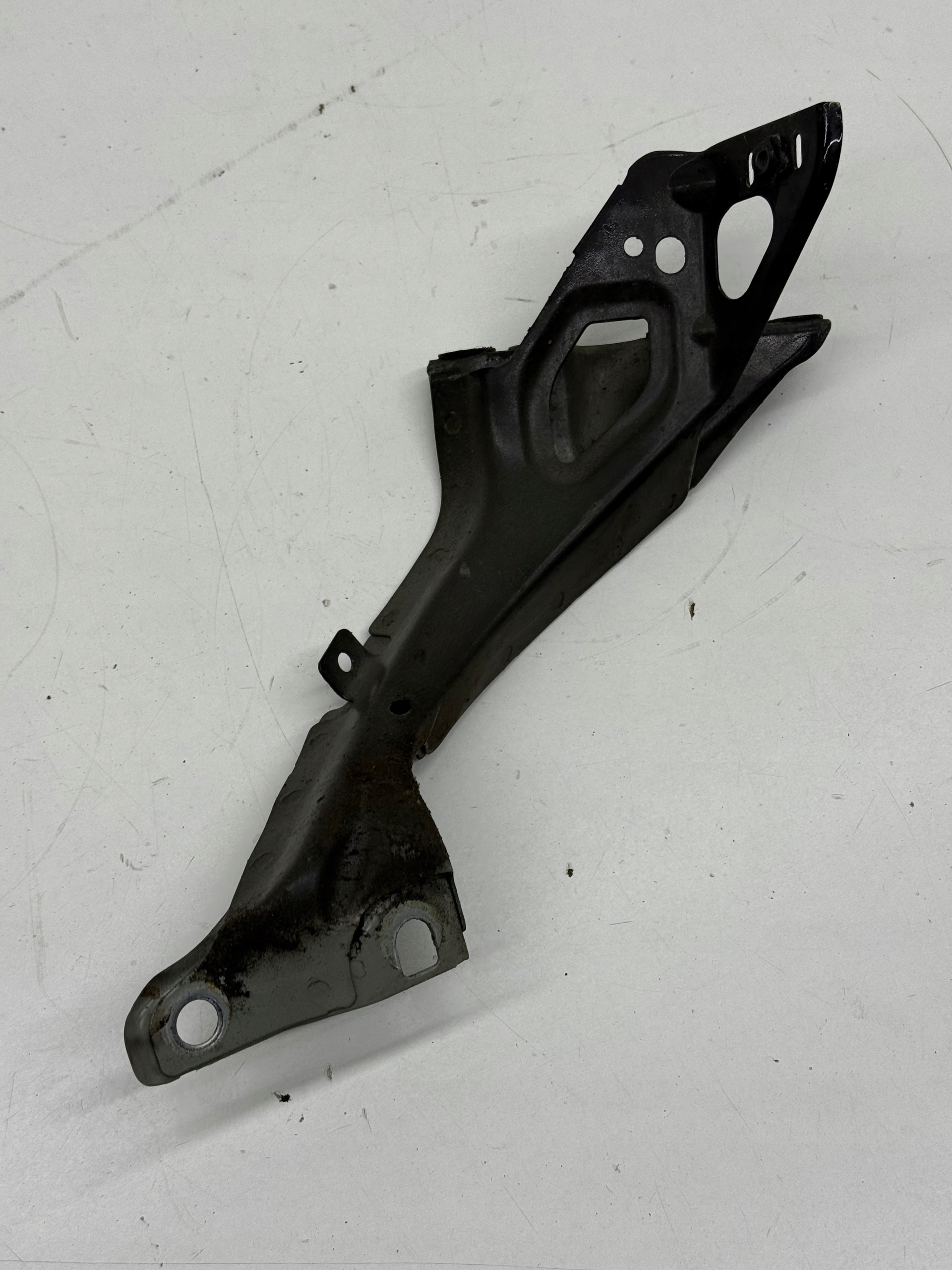 AUDI A6 S6 C7 Console Support plaque Aile Droite Avant Couleur LY8X