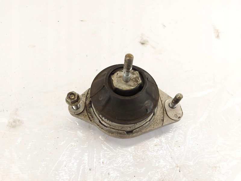 Poduszka Łapa Mocowanie Silnika Lewa Audi 80 B4 (8C2) 1.9 TD Typ samochodu Samochody osobowe