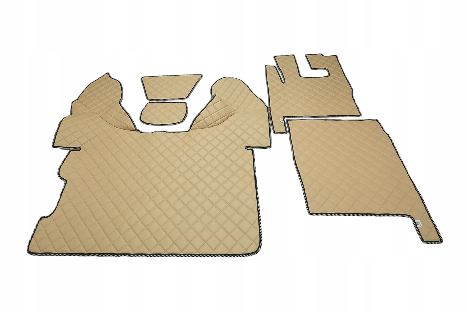 КОВРИКИ СТЕГАНЫЕ TIR ЧЕХЛЫ DAF XF 105 АВТОМАТ