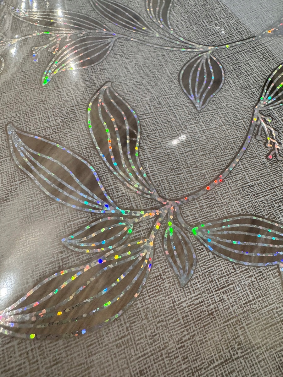 Cerata PRZEZROCZYSTA OBRUS jak Liść BROKATOWA, HOLOGRAFICZNA 140 Kod producenta FIRAN.home.DECOR