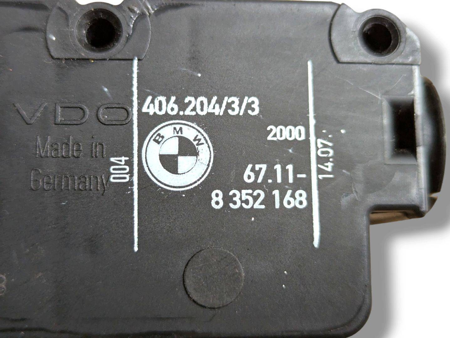 Silowniki vratašca rezervoara goriva BMW 5 E39 2000 8352168