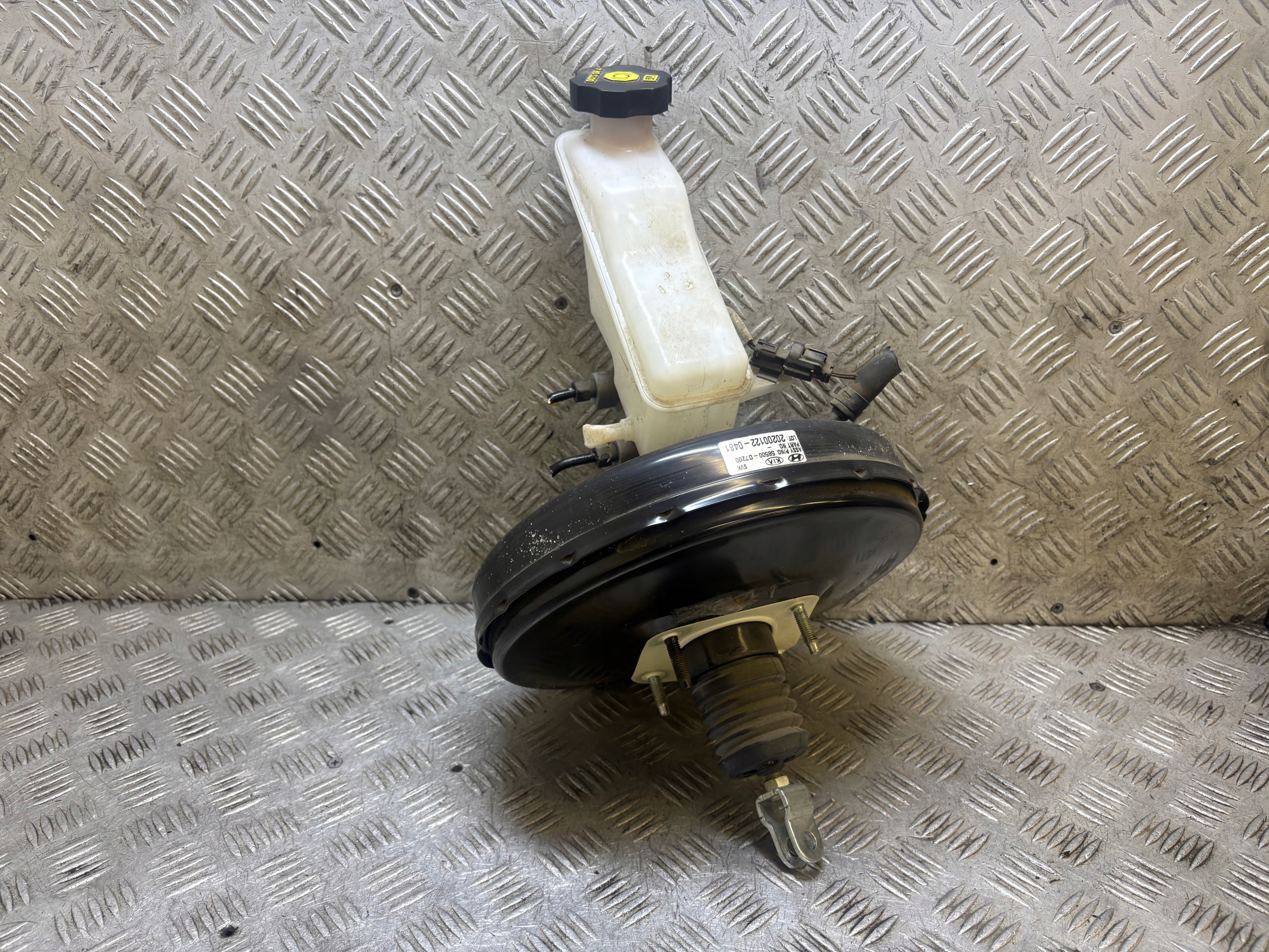 Servo HYUNDAI TUCSON III 2018 58500-D7200