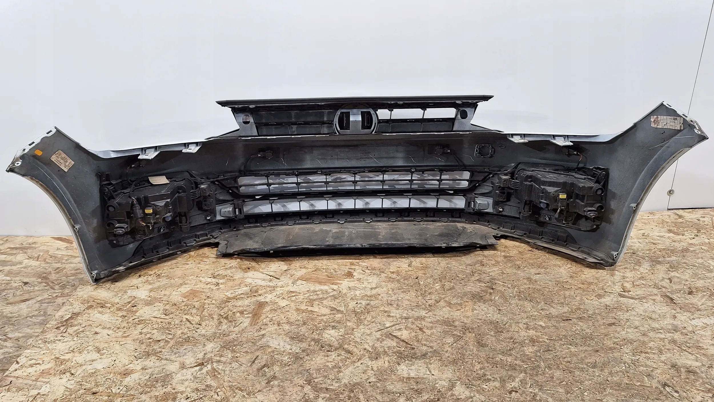 bumper front Vw Polo VI 2G 17