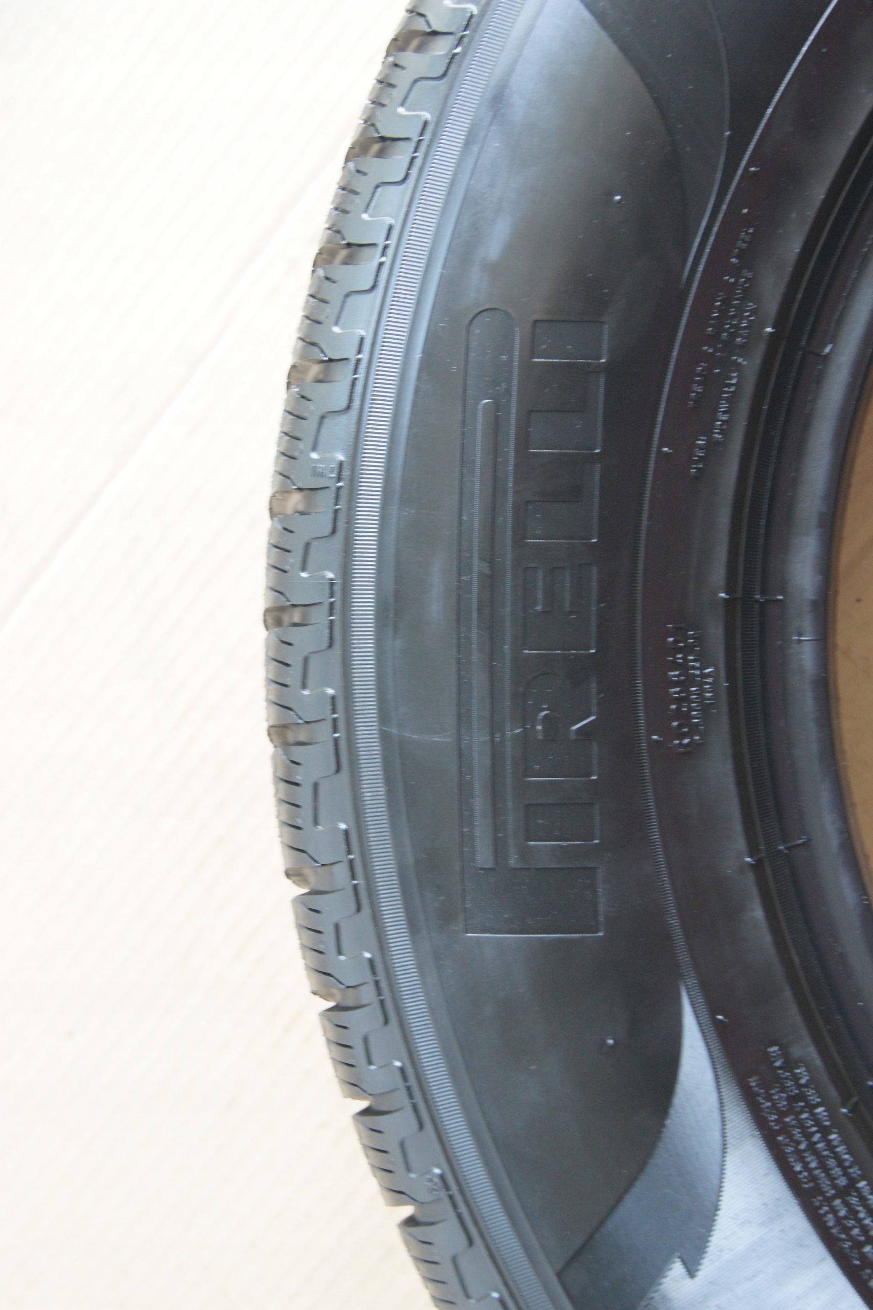 GD OPONY 235/65R17 PIRELLI SCORPION ZIMA Szerokość opony 235 mm