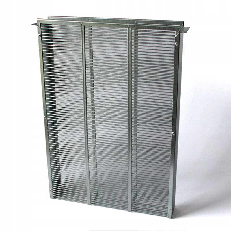 Kovový izolátor ve Varšavě, rozšířený, 4-rámečkový