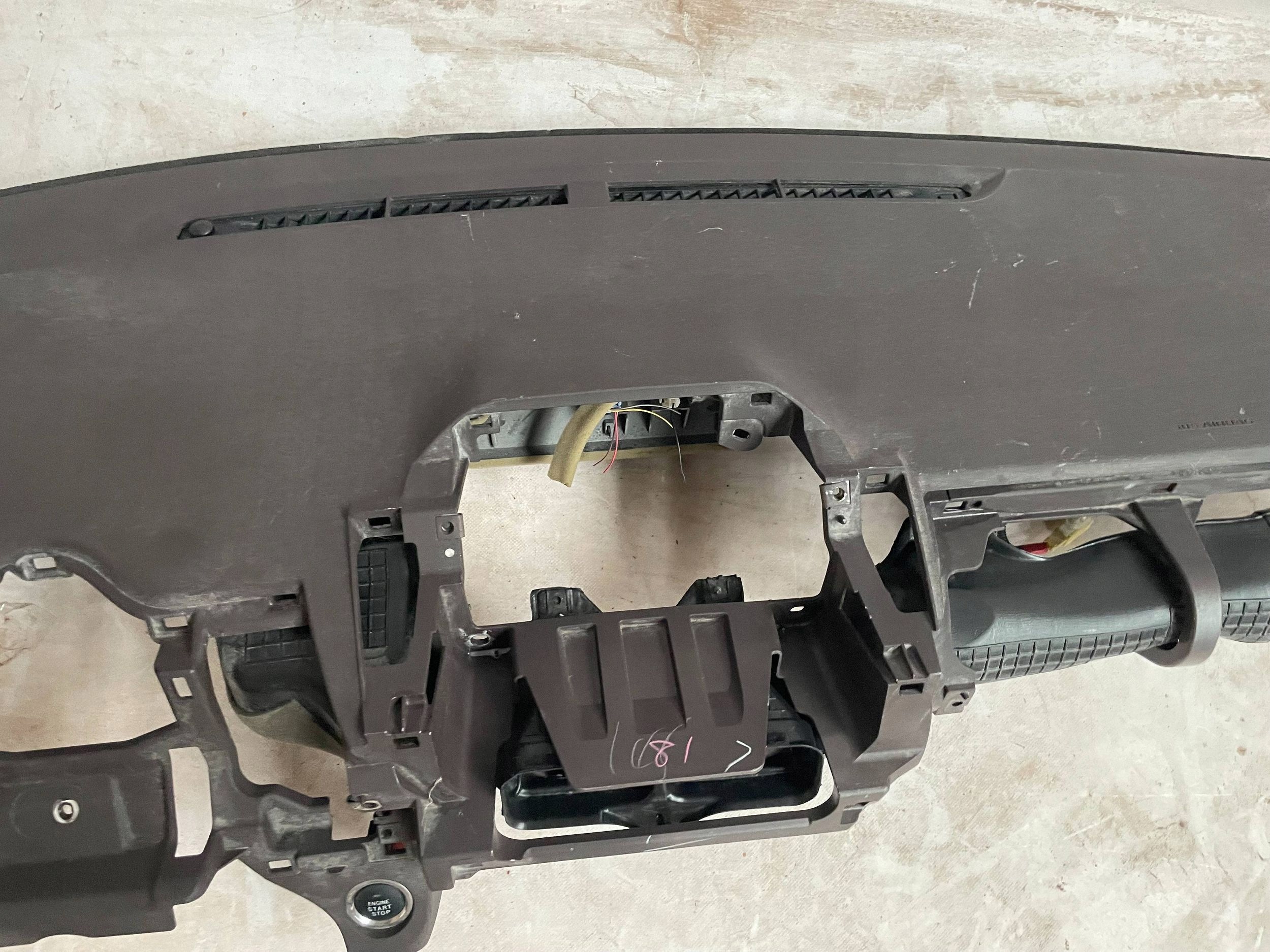 dashboard instrument panel TOYOTA IQ 55843-74010 @M