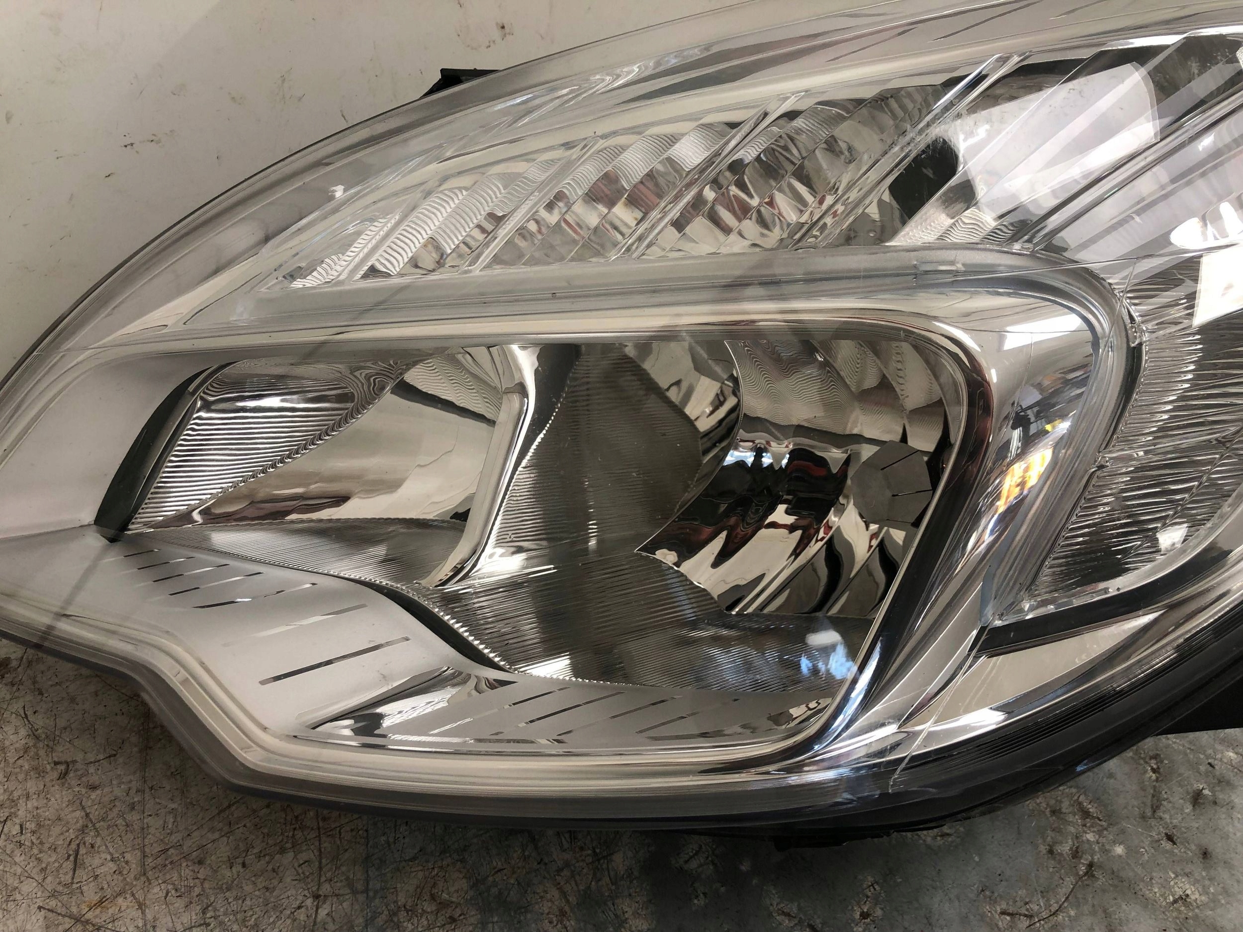 light left front OPEL MERIVA B 13286612
