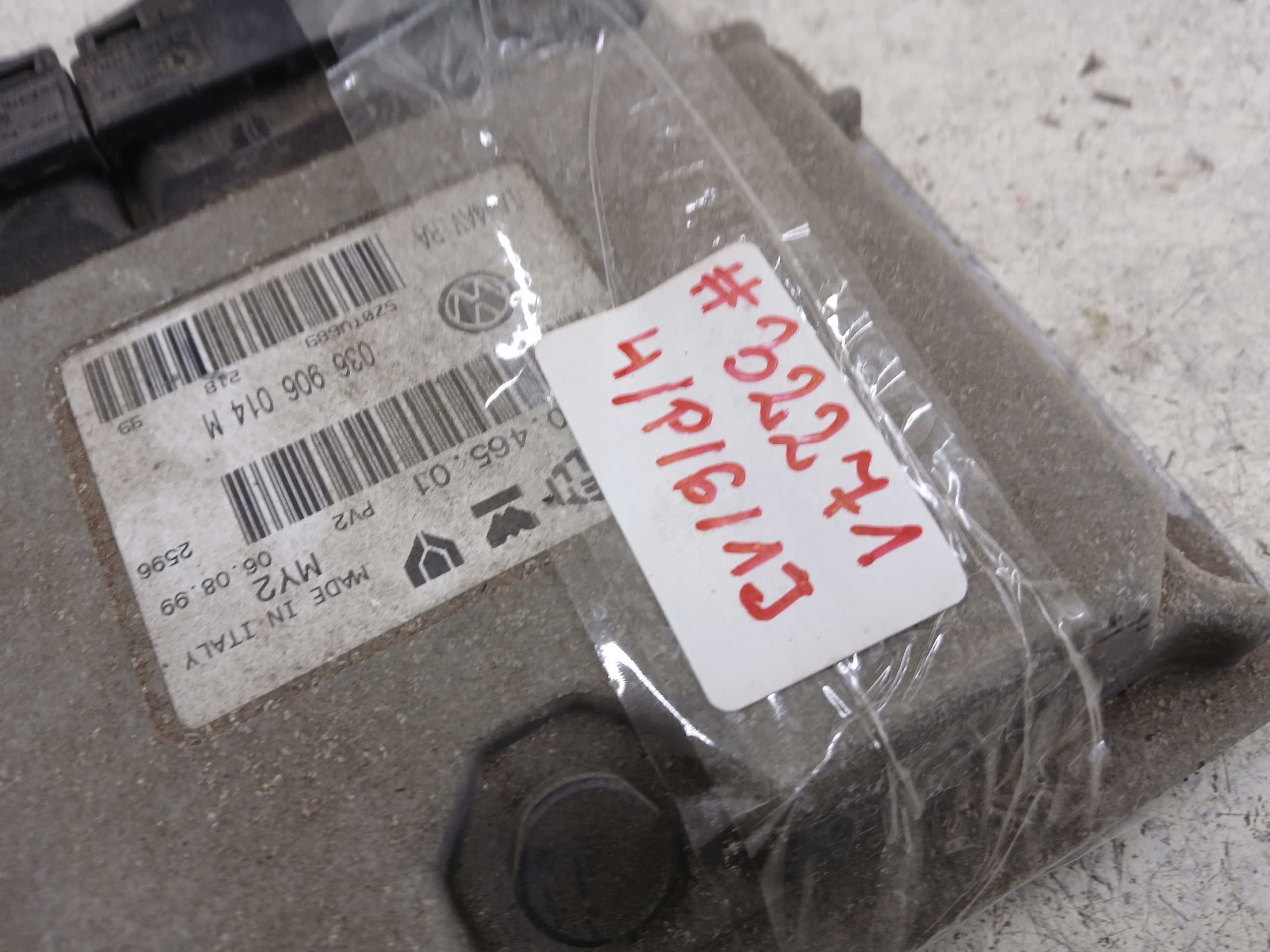 VW GOLF IV 1.4 control unit of the engine 036906014M