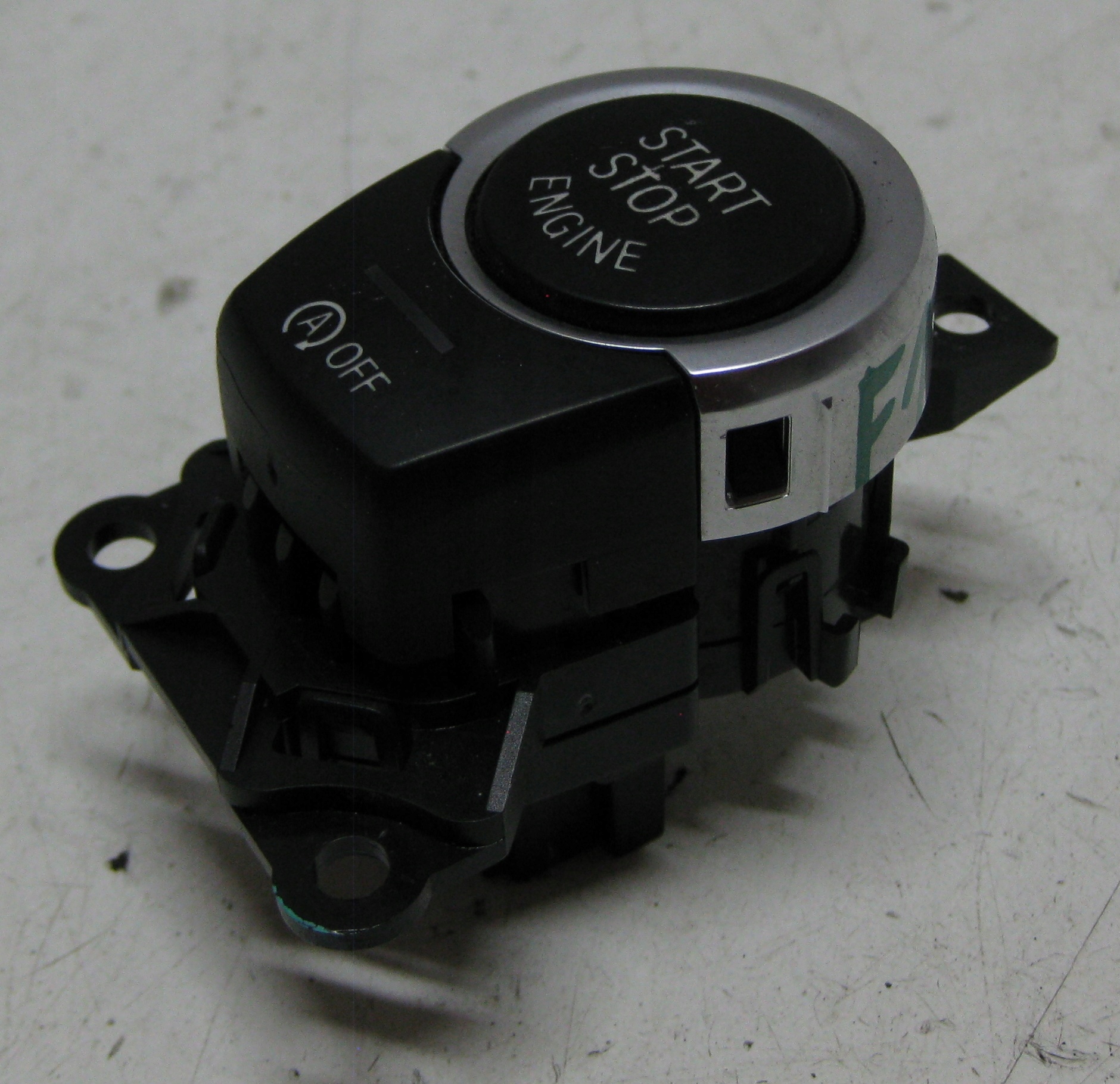 BMW F11 2.5 D 14R PANEL Bouton START STOP 9153831