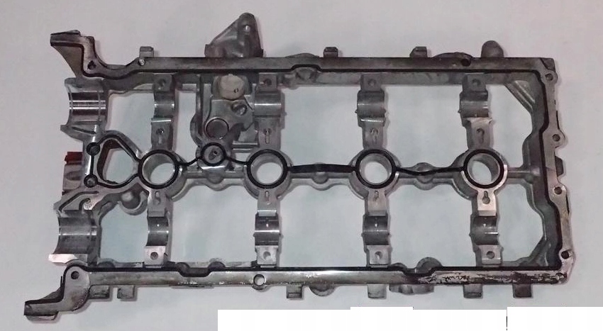 КРЫШКА КЛАПАНА ЛЕВАЯ AUDI RS5 079103285AP