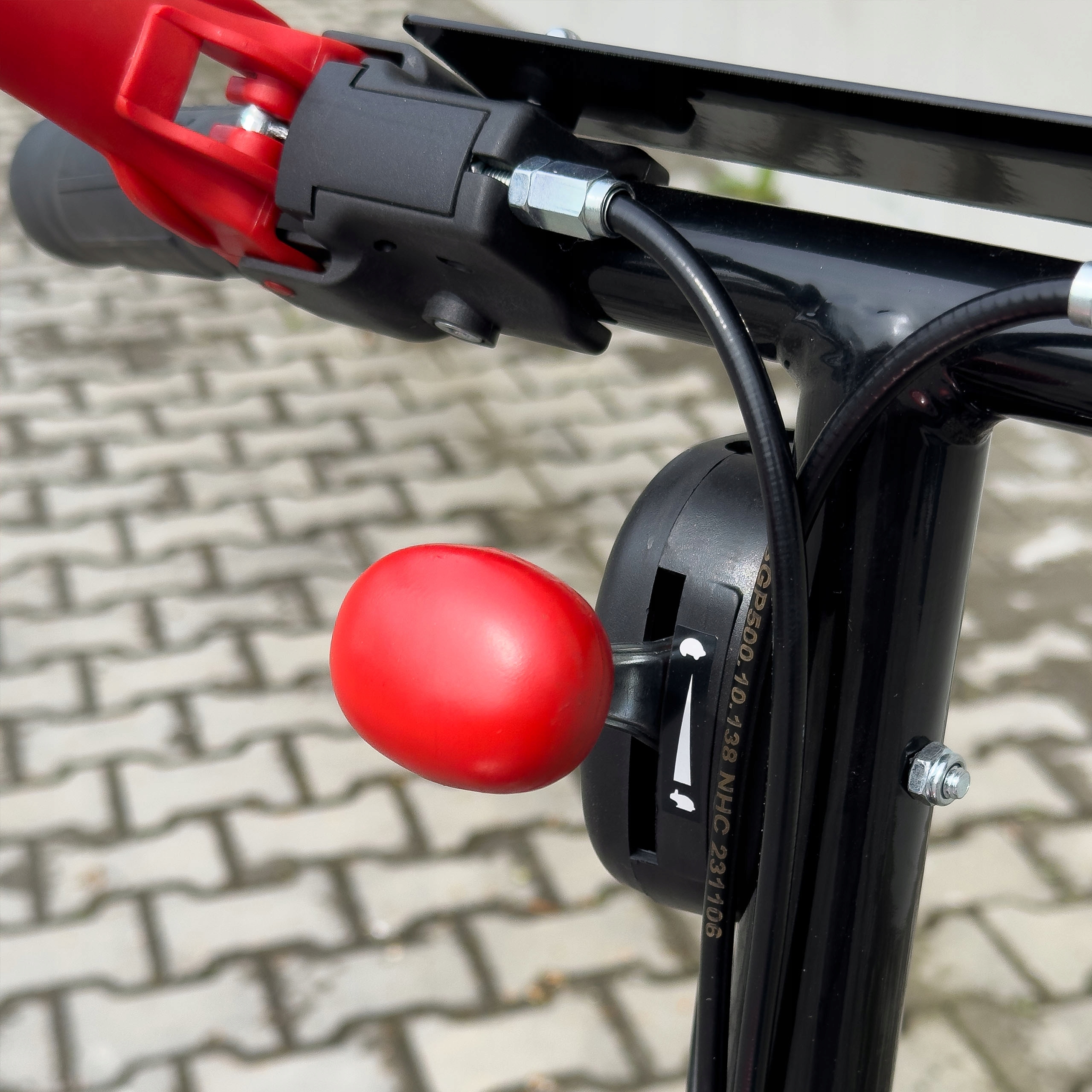 KOSIARKA ROTACYJNA SPALINOWA Z NAPĘDEM MEYER KB500 LONCIN 6.5 KM | 58 CM Pojemność silnika 196 cm³