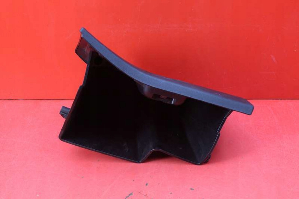 бардачок пассажира европа BA61-A06010-AAW FORD Fiesta MK7 08-17