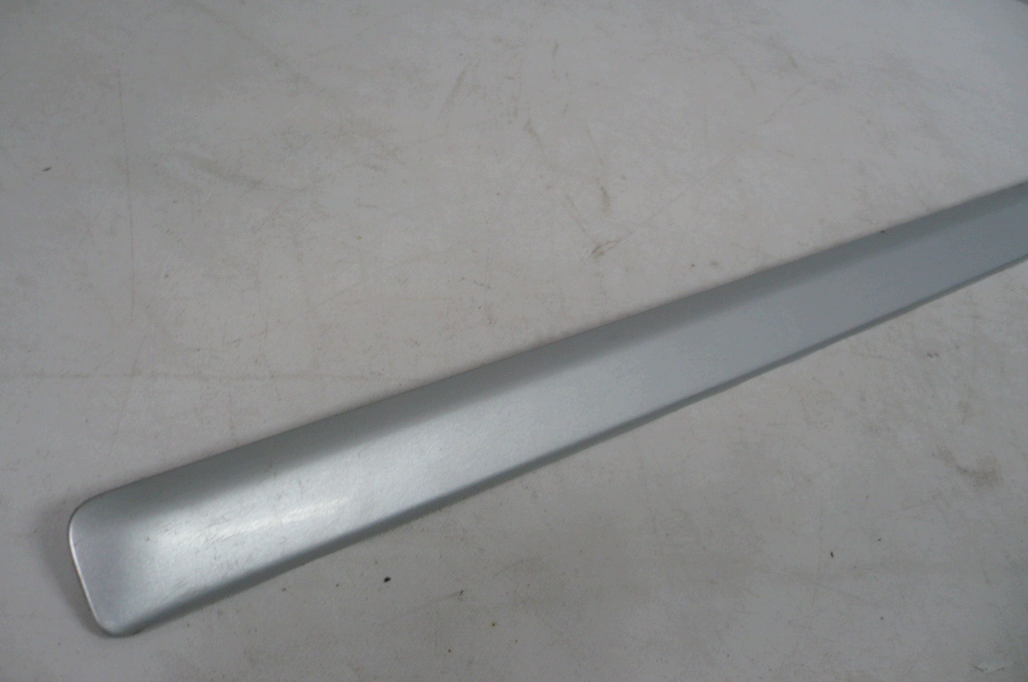 AUDI A4 B6 B7 moulding door left front central original