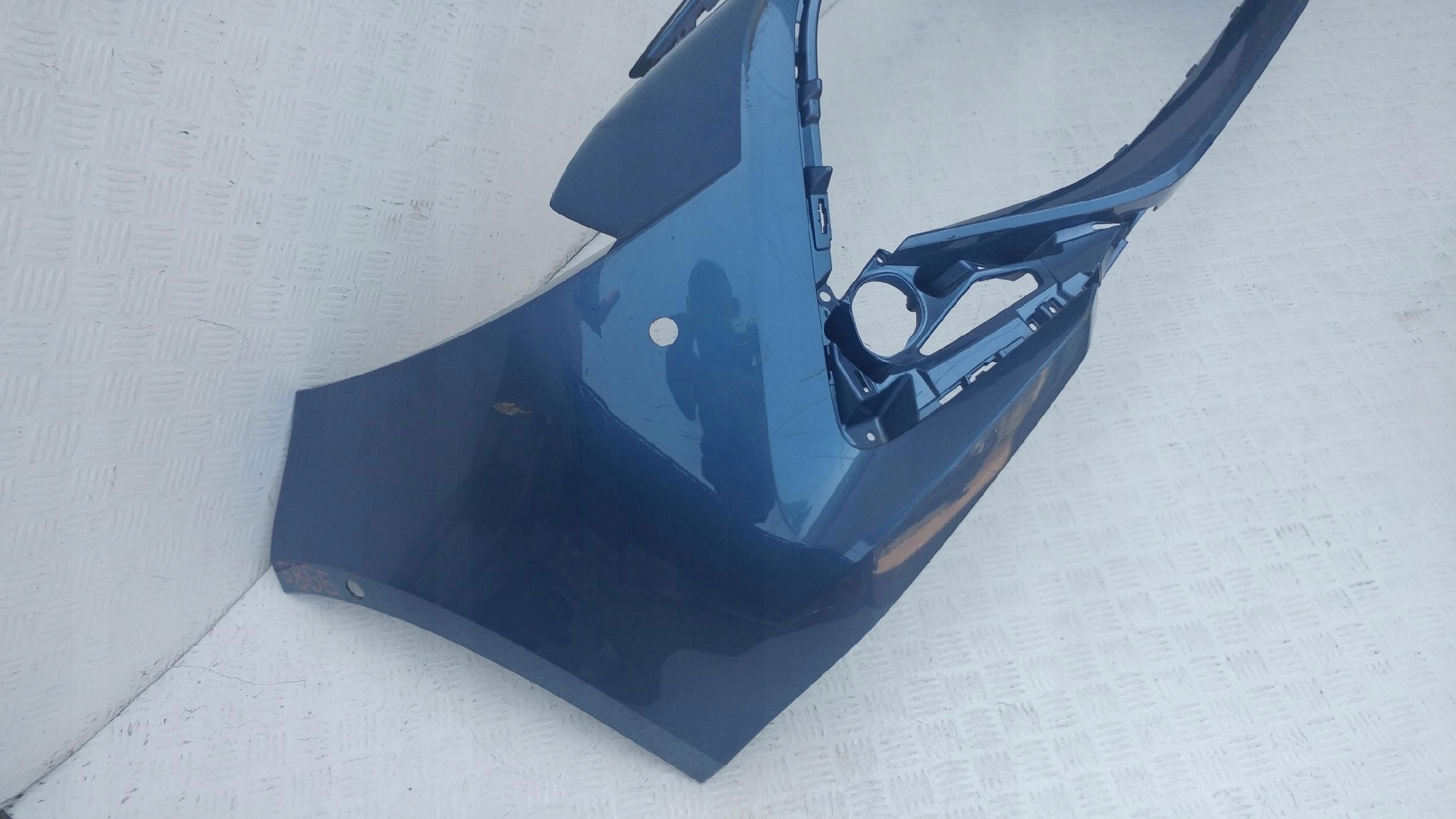 Toyota Corolla 18- bumper front przedn new MODEL