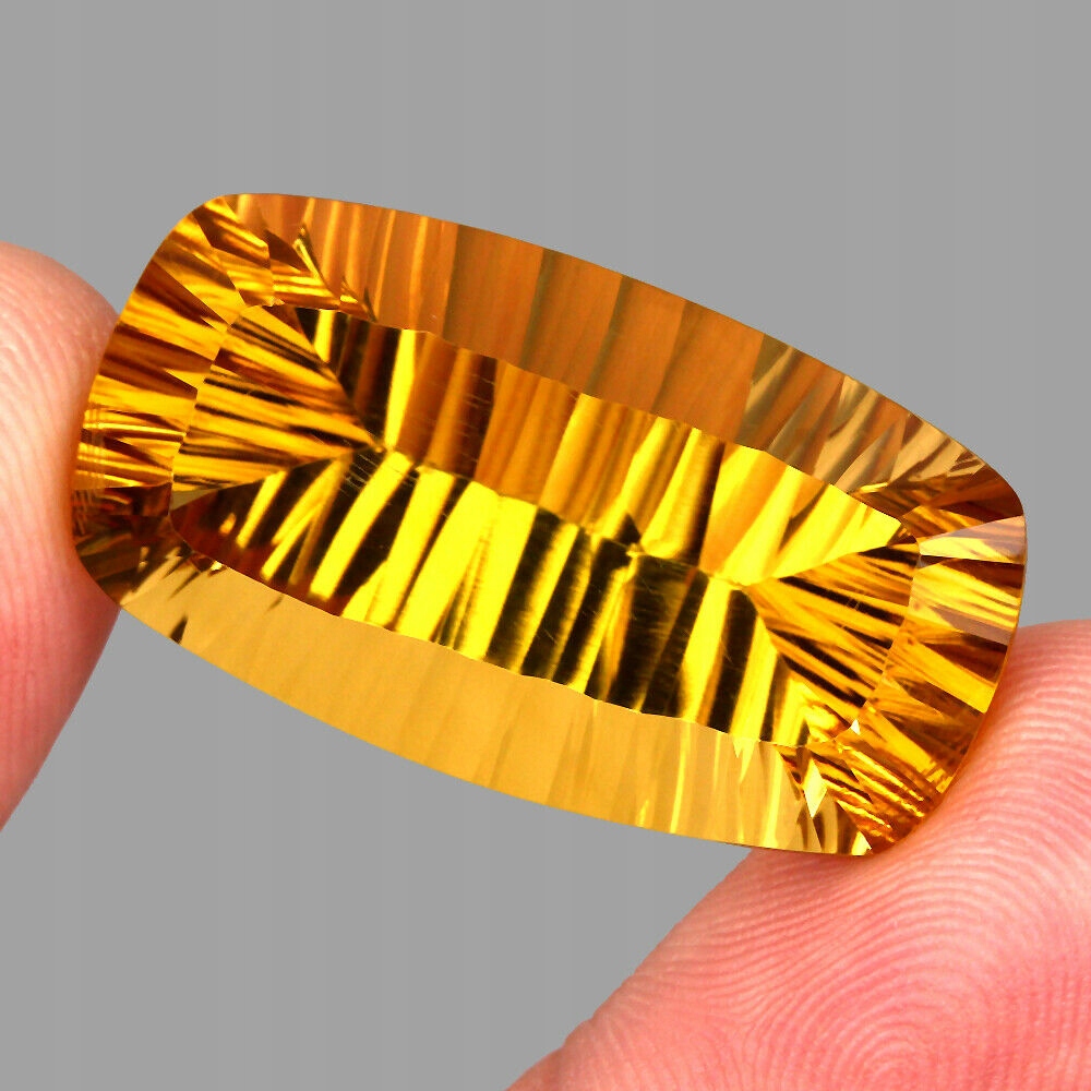 Přírodní kámen citron obrovský 49.39ct If