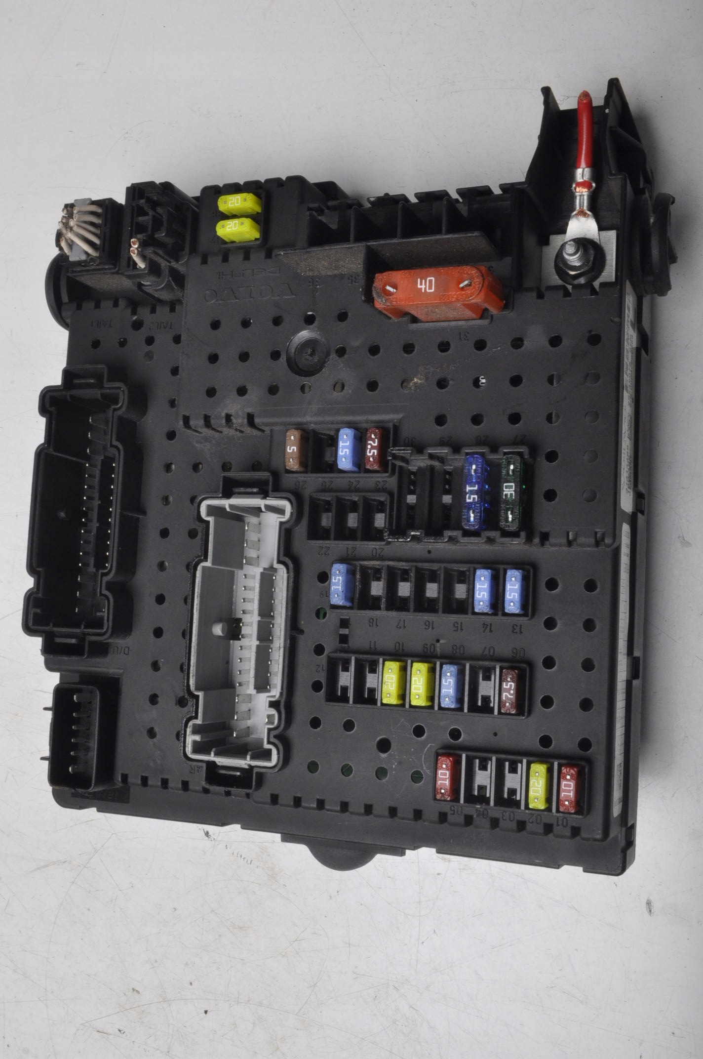 VOLVO XC90 SKRZYNKA BEZPIECZNIKÓW 31314469