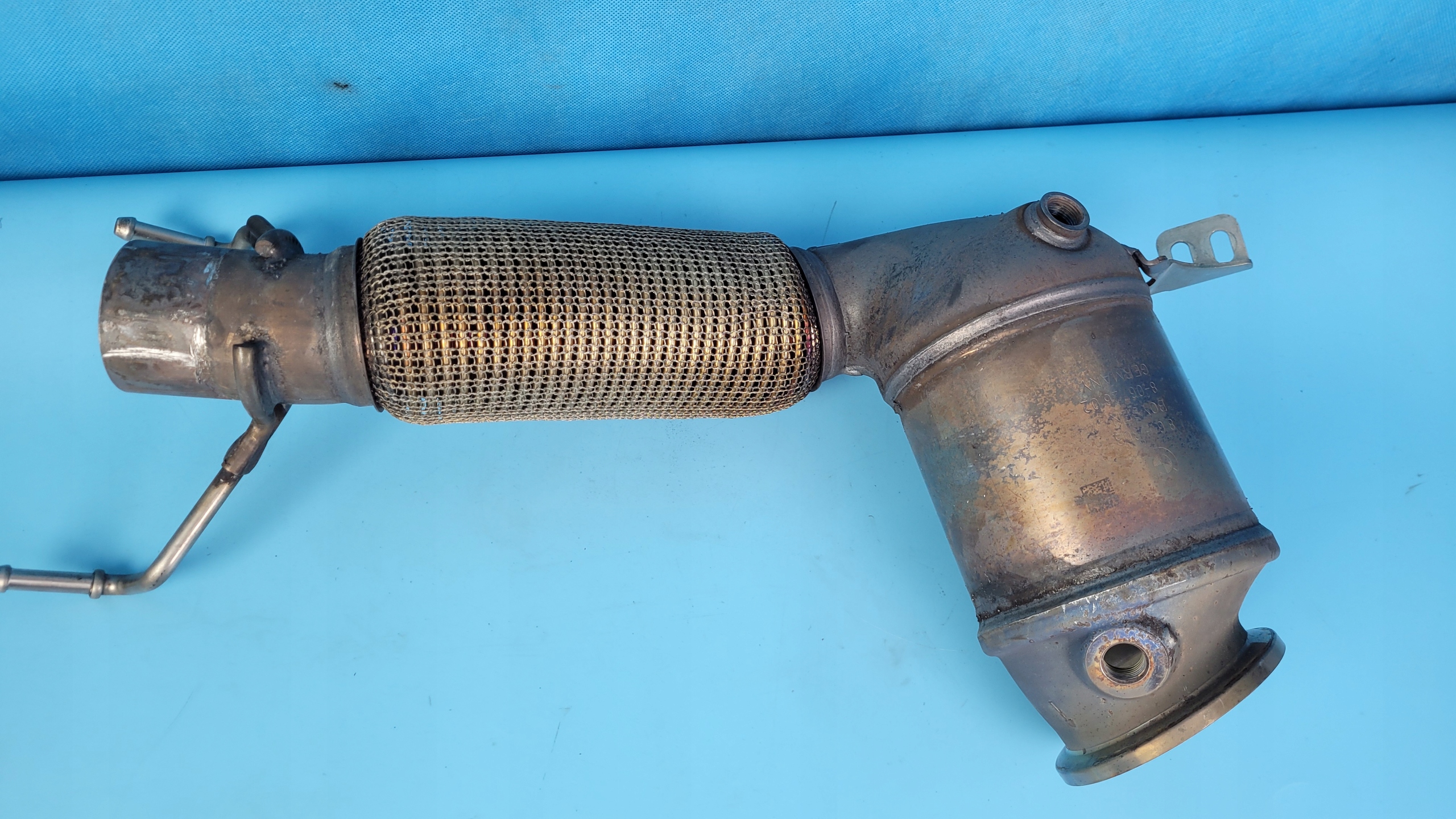 BMW F48 X1 каталитический нейтрализатор 8616303