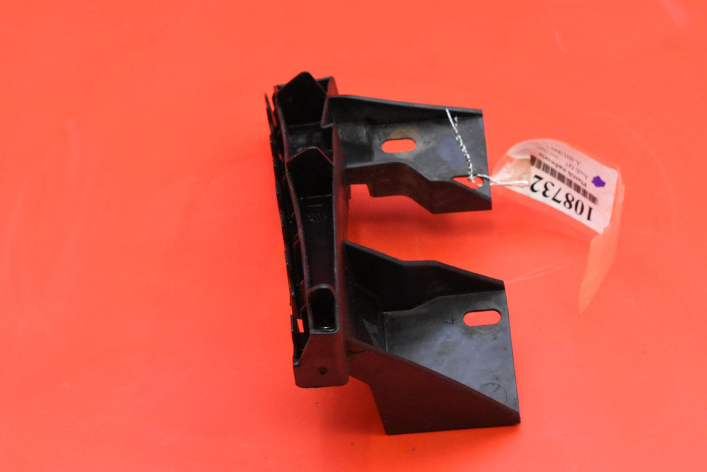 bumper bracket left front 4L0807333A AUDI Q7 4L 05-09