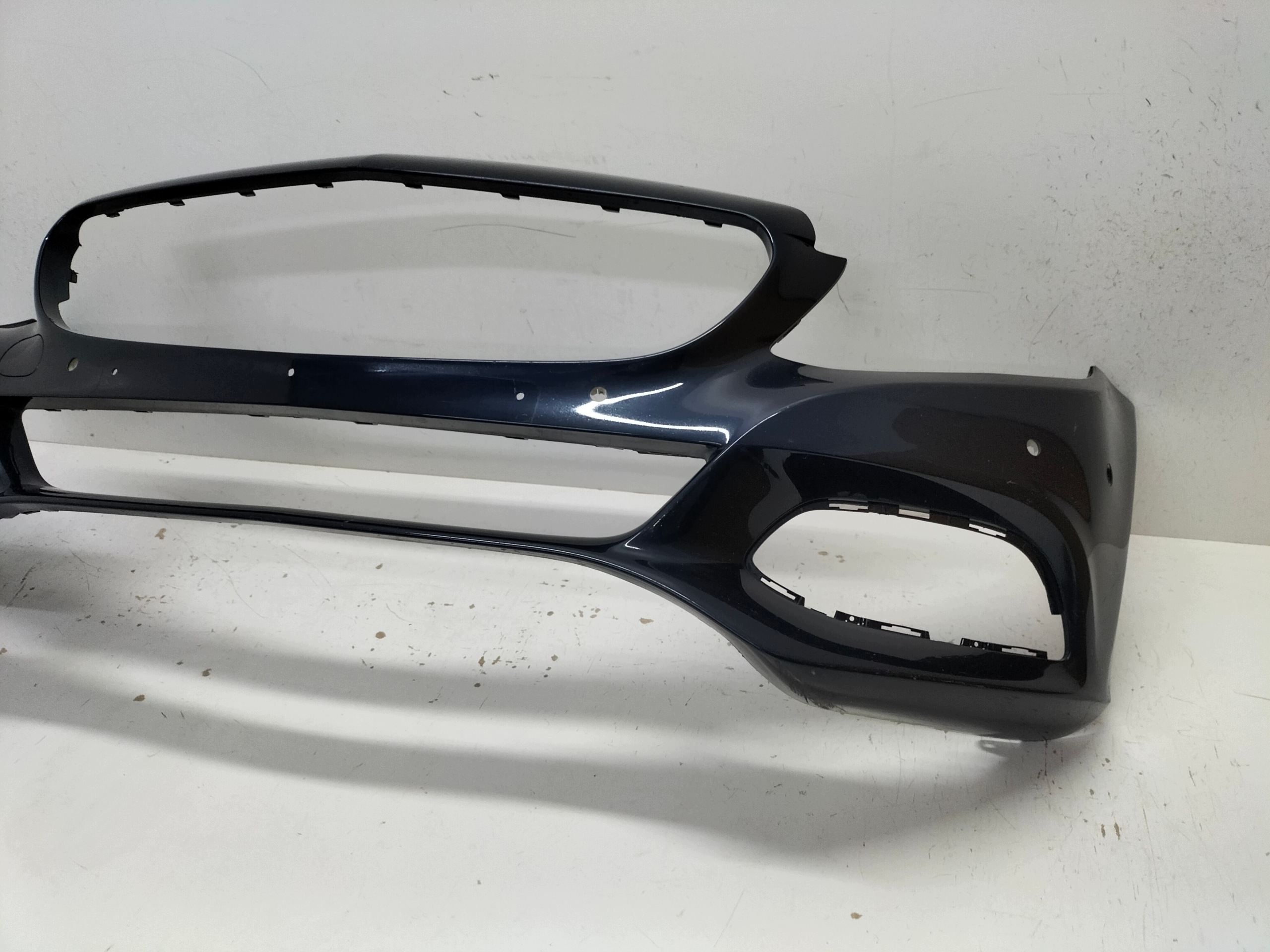 front bumper front MERCEDES C KLASA W205 14-18 wersja without washers