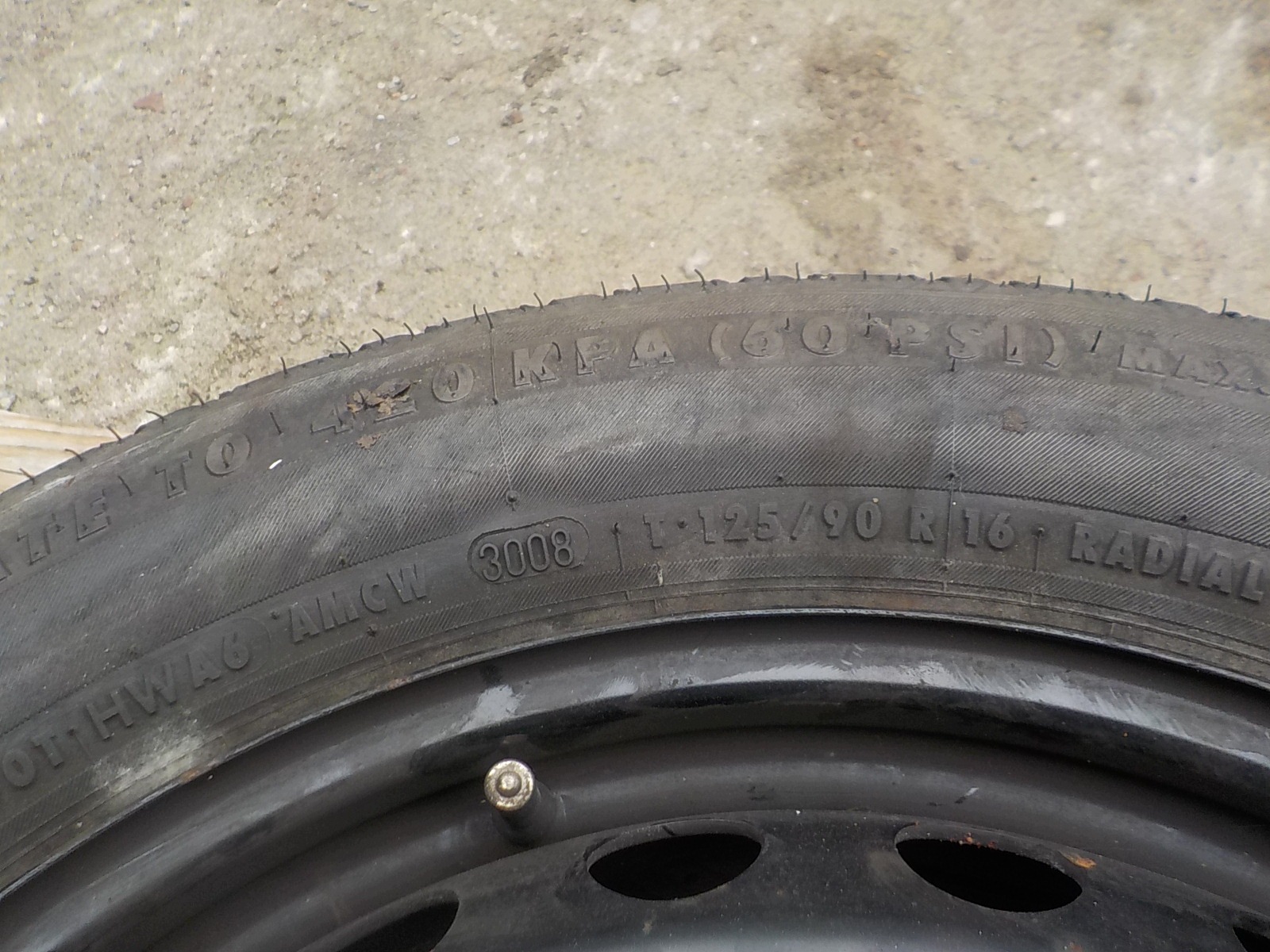 MERCEDES-BENZ W204 Roue de secours R16 2044000302