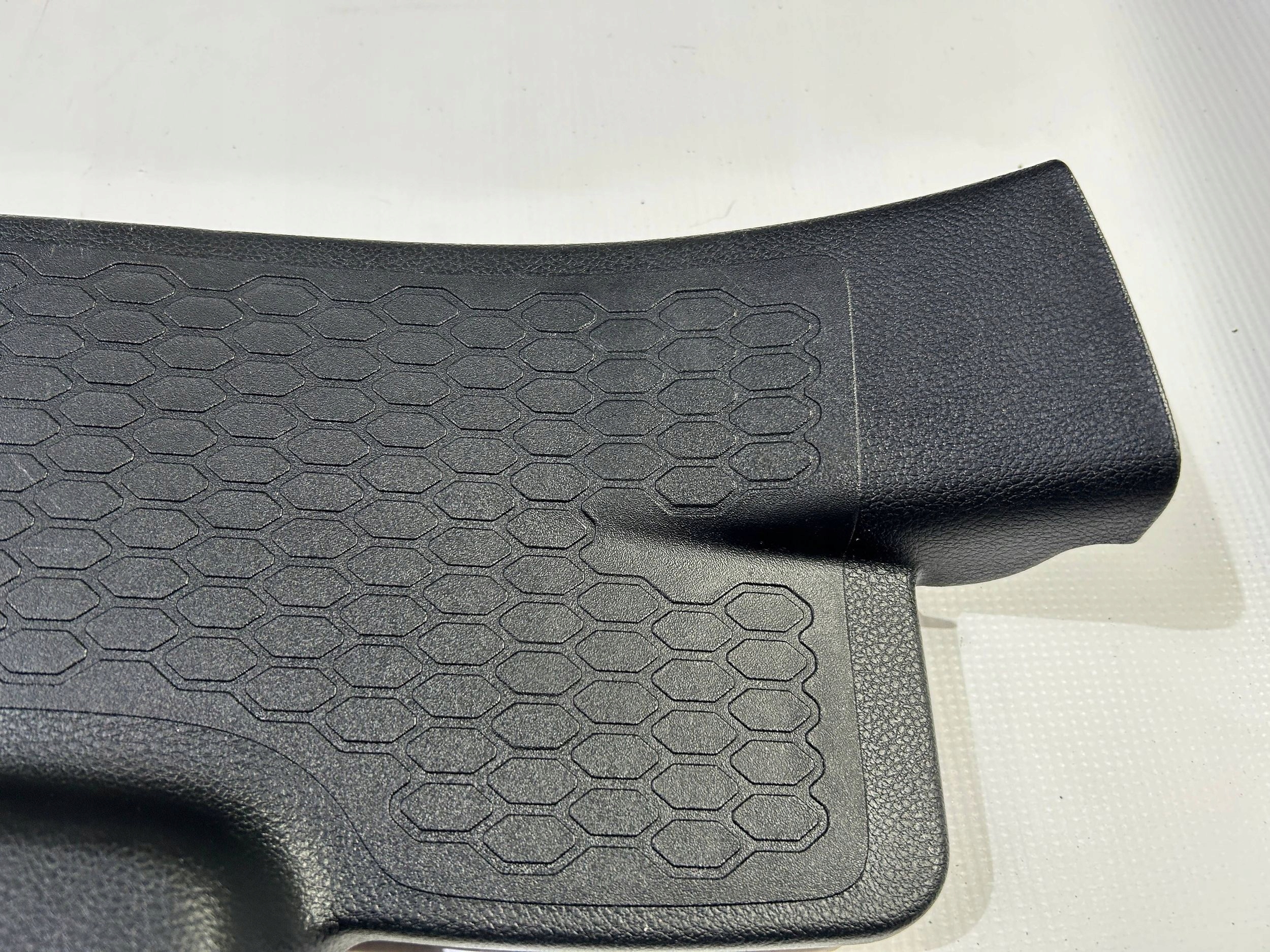 moulding cover threshold right rear part rear. right Dodge Durango 2014
