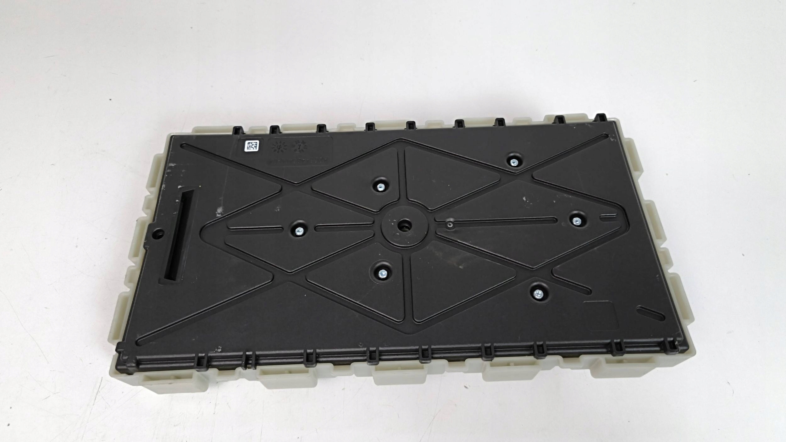 BMW 5 G30 G31 G38 8801718 module control unit BDC