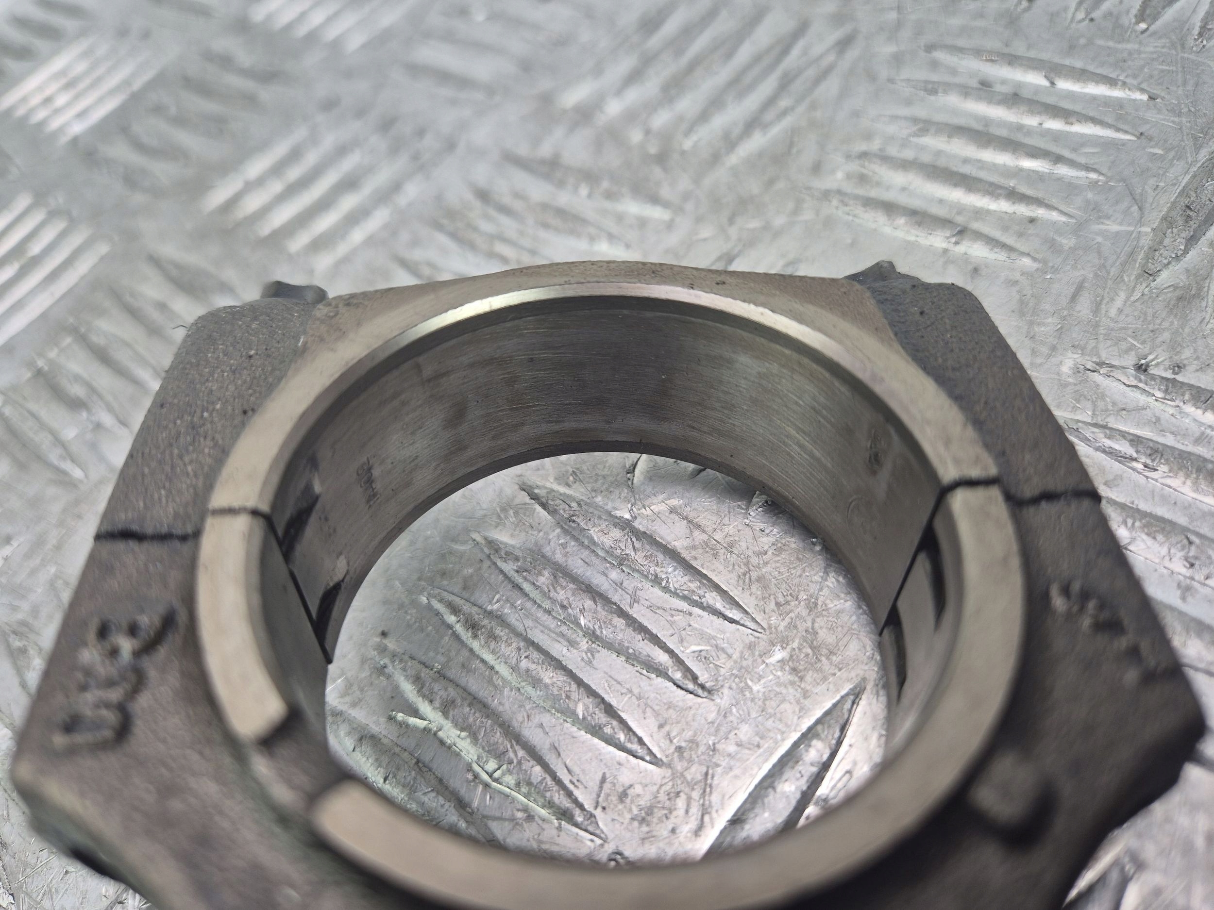 Piston avec bielle BMW 3 E90 330d 84L104 M57D30