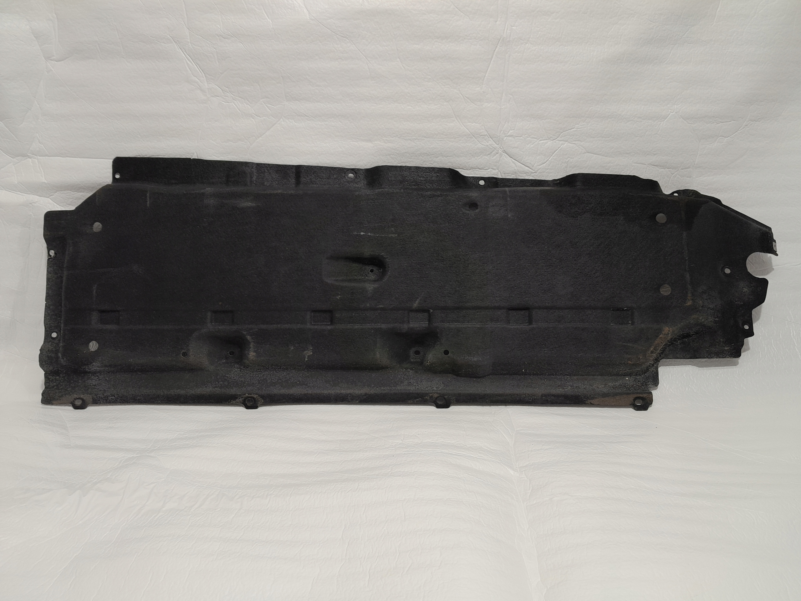 PORSCHE CAYENNE 9Y cover chassis 9Y0825101D