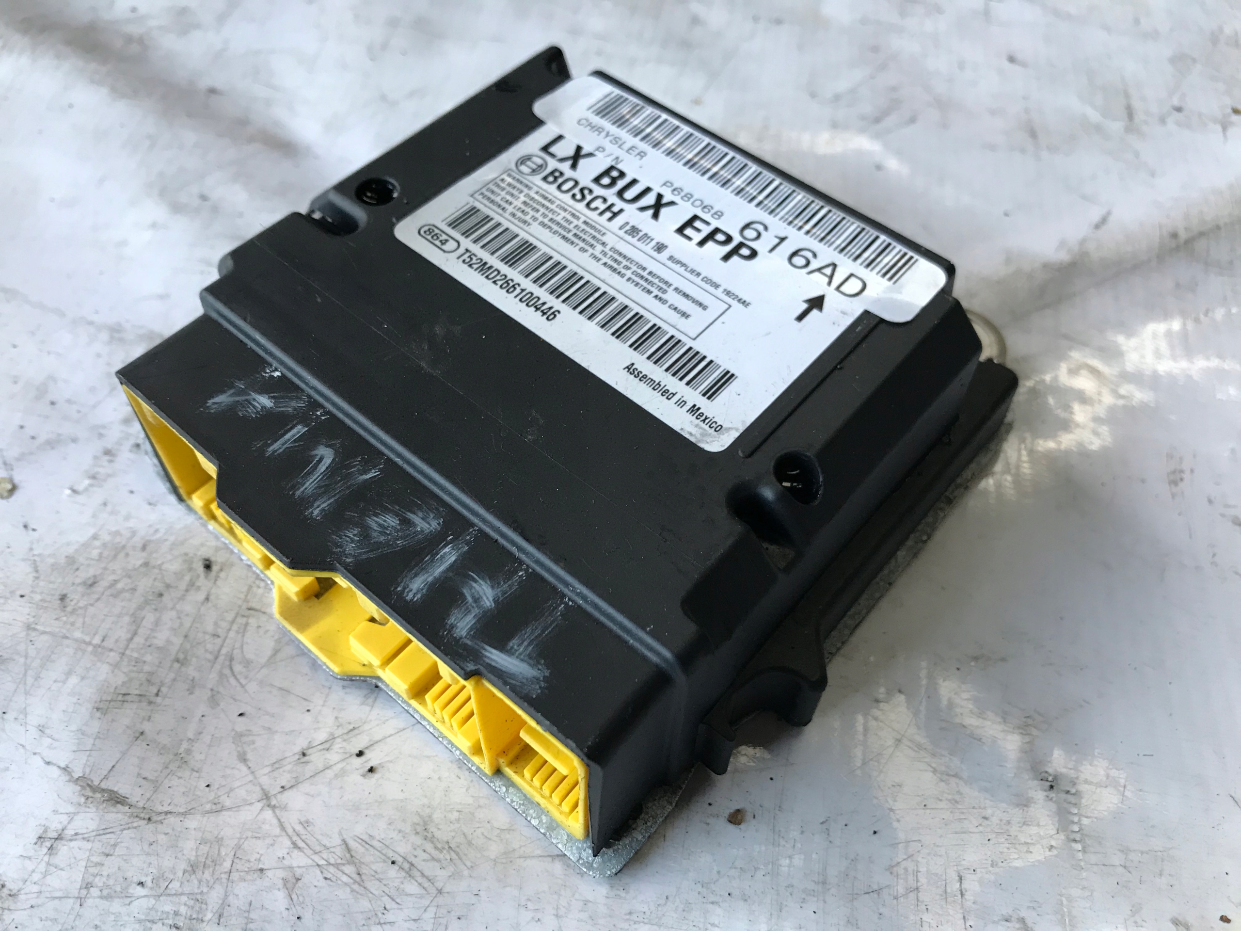 LANCIA THEMA CHRYSLER 300C MODUŁ PODUSZEK AIRBAG Numer katalogowy części P68068616AD