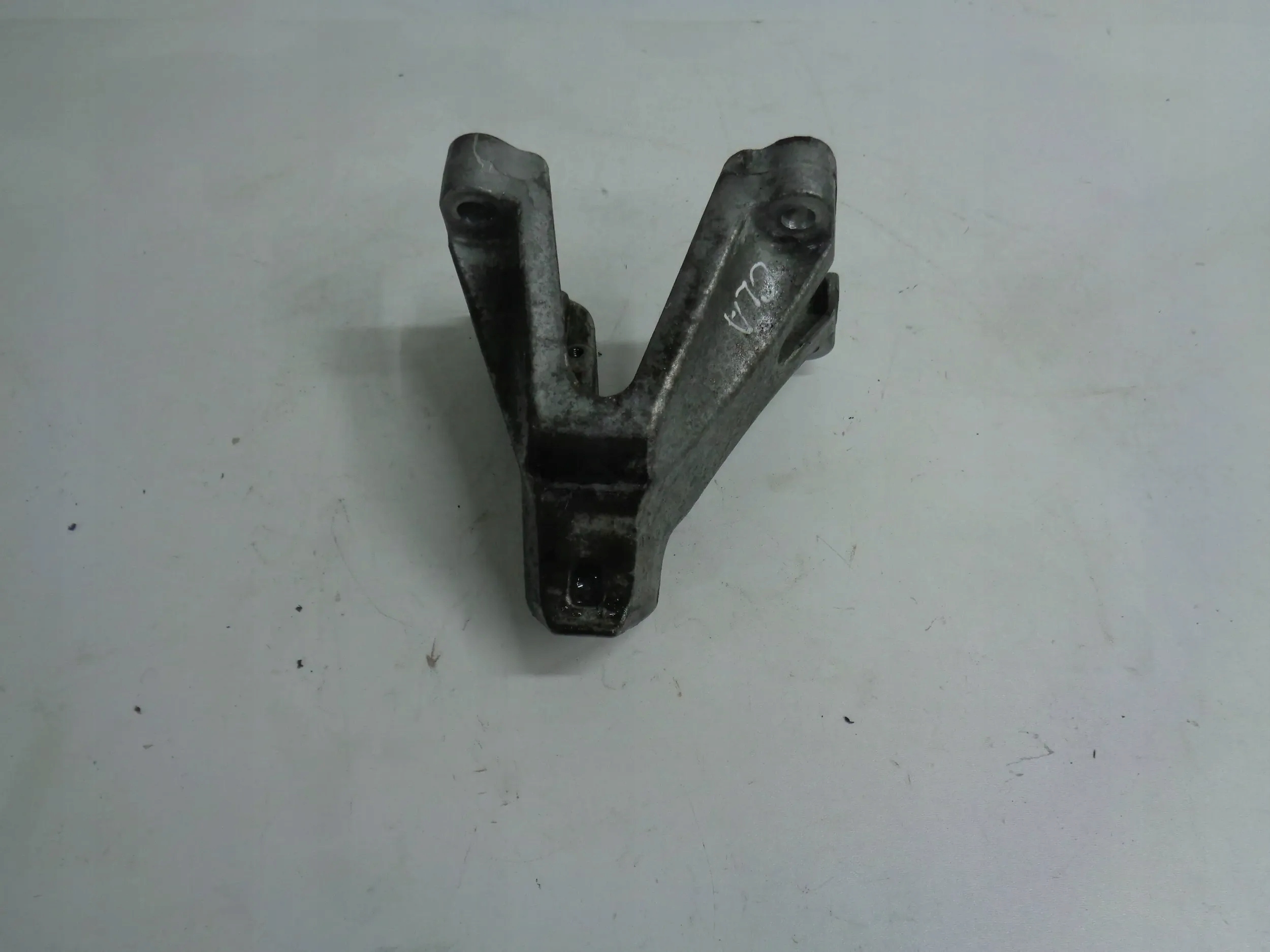 AUDI A6 C7 A7 A8 3.0 TDI ENGINE MOUNT 8K0199307BJ