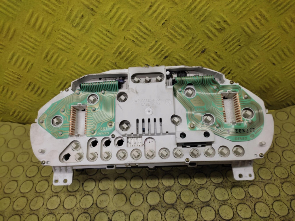 MITSUBISHI SPACE STAR 1.9 DCI dials MR480209