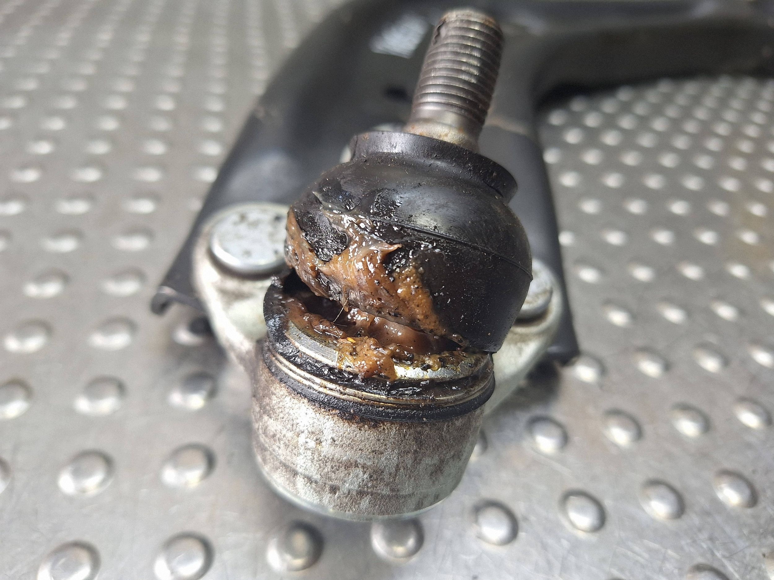 arm left front TOYOTA YARIS IV 20-26 48606-K0020