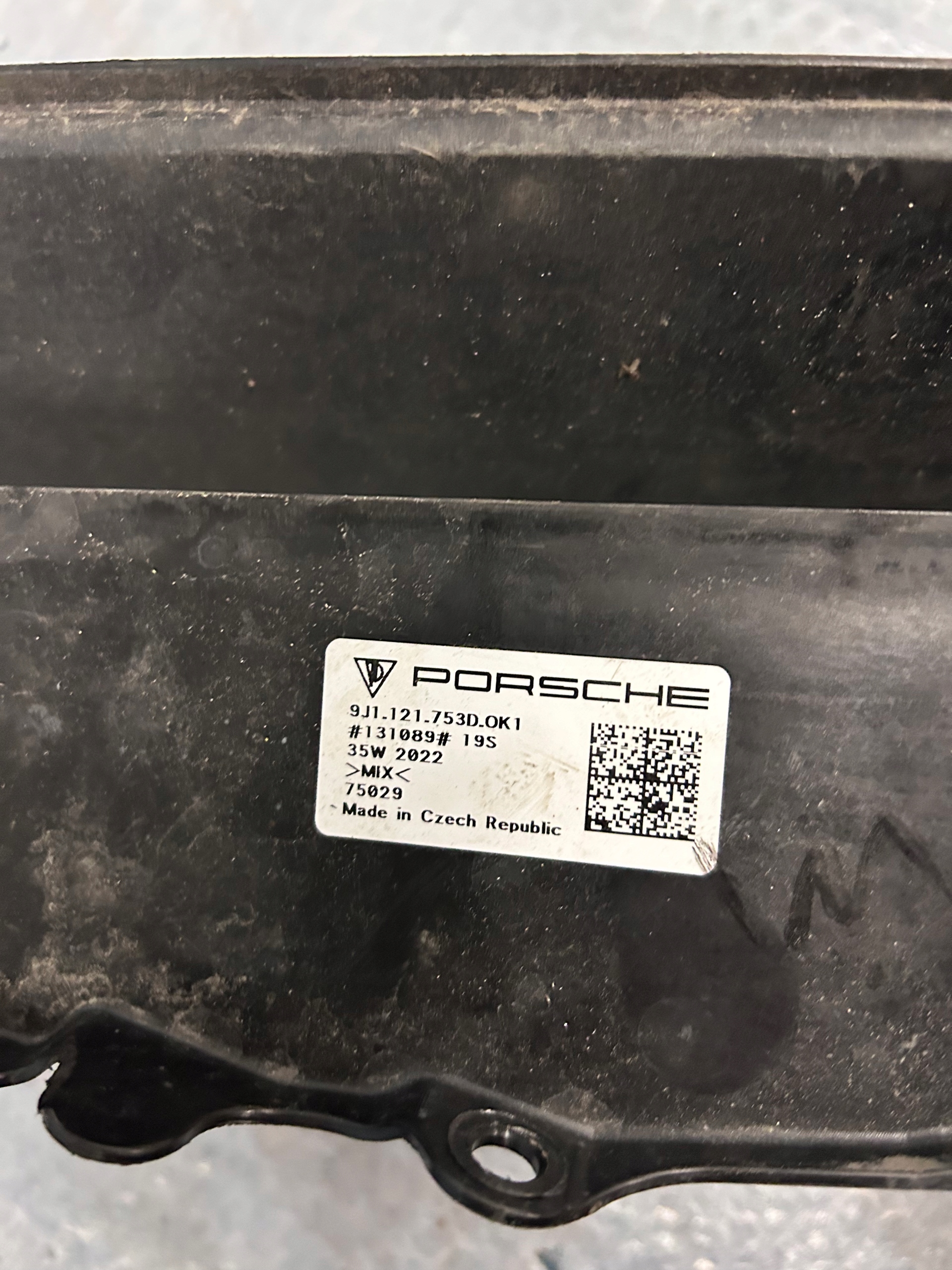 luftführung luftansaugkanal PORSCHE TAYCAN nr.0