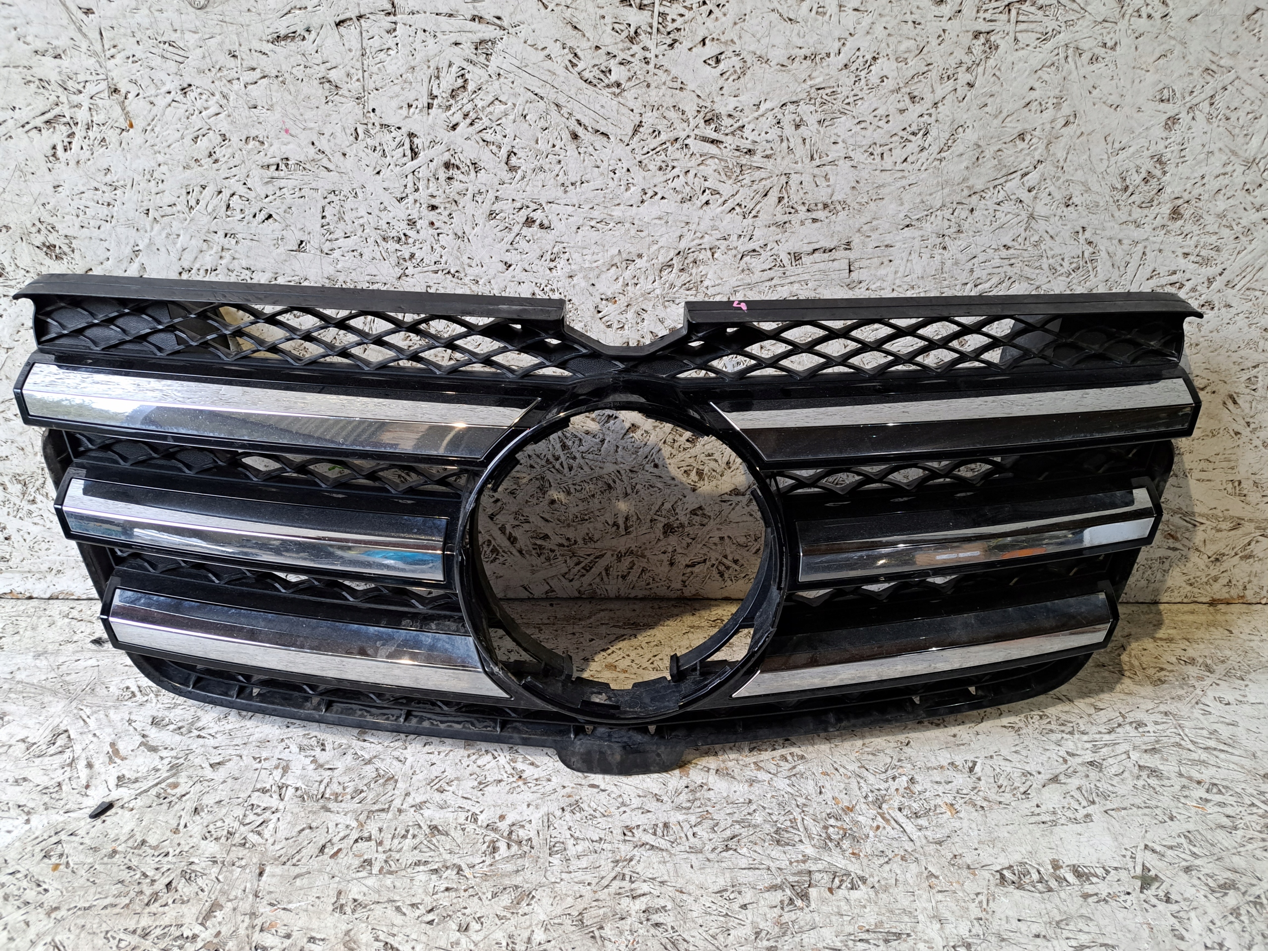 MERCEDES GL X164 AMG GRAND EDITION ATRAPA GRILL