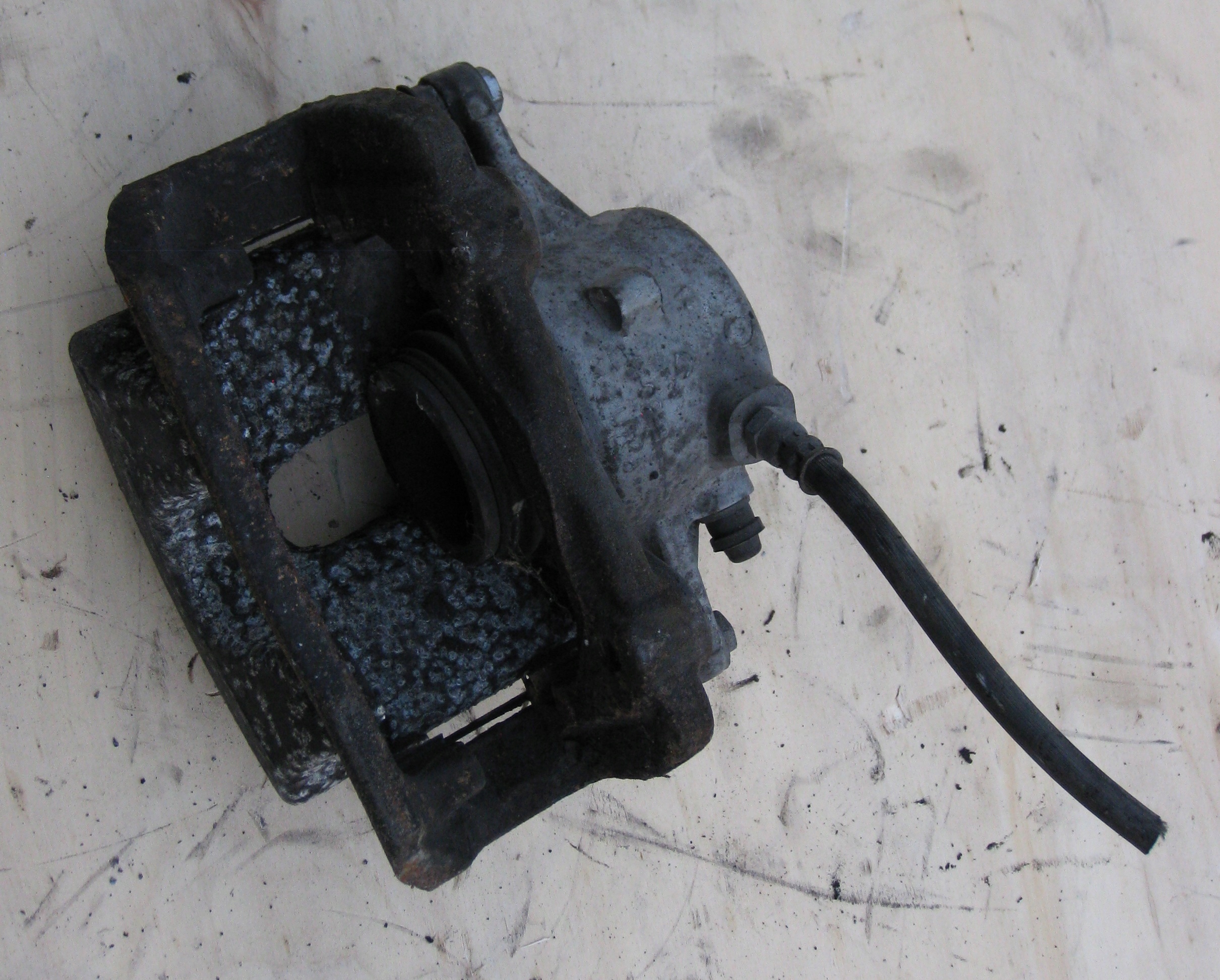 MERCEDES W212 14R caliper brake front right