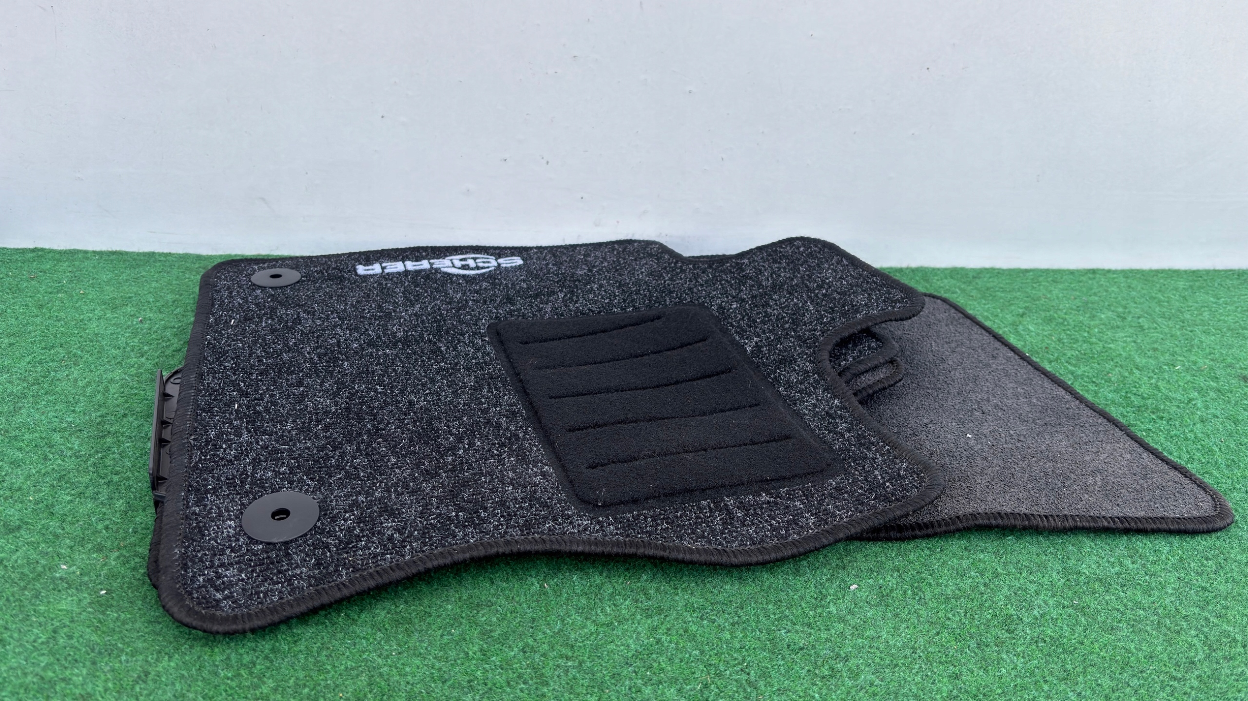 Tapis WELUROWE Montage VW PASSAT B8 3G 2188 DW13A