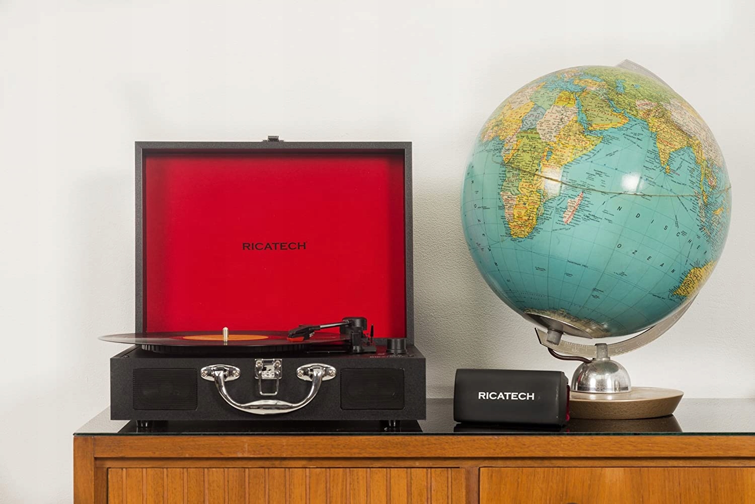 Gramofon Ricatech RTT21 Advanced czarny Waga produktu 2.4 kg