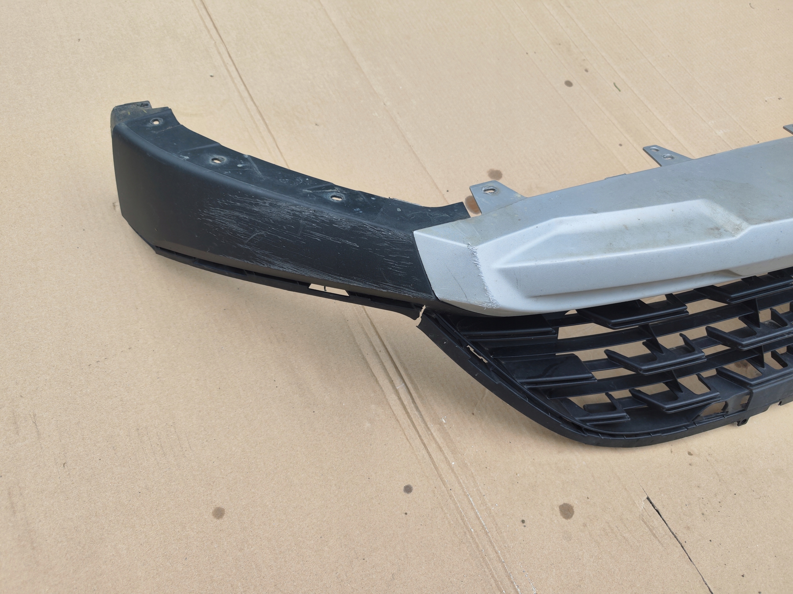 bumper front front MITSUBISHI ASX VSX 2023- RENAULT CAPTUR 2 II 2020